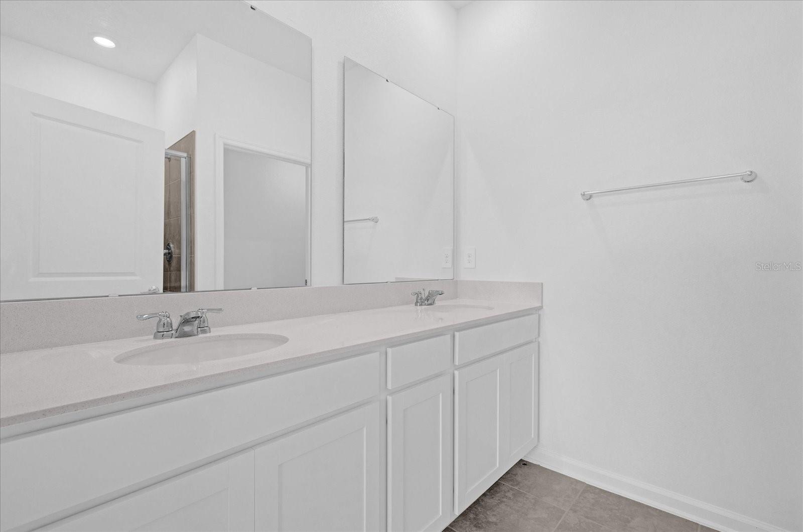 STOREY GROVE - Residential Lease