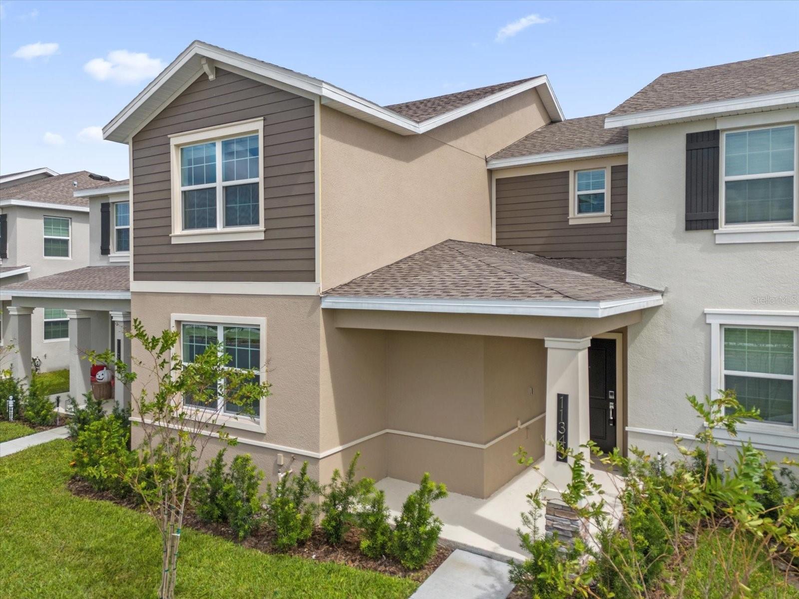 STOREY GROVE - Residential Lease