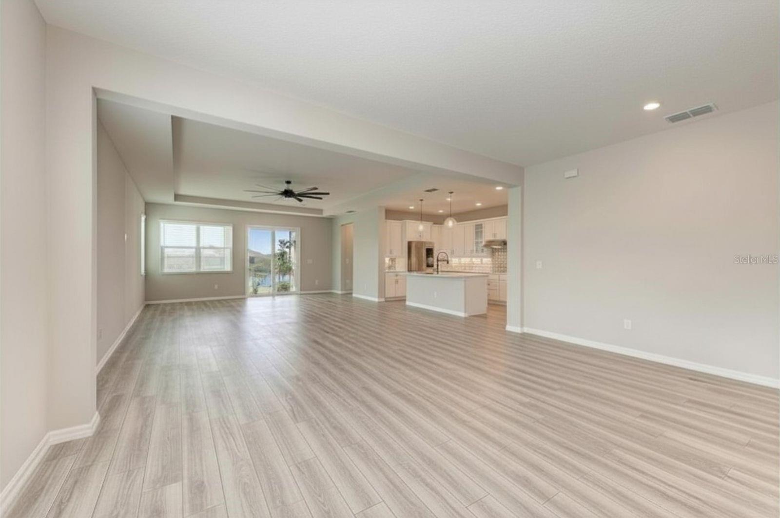 GRADY POINTE - Residential