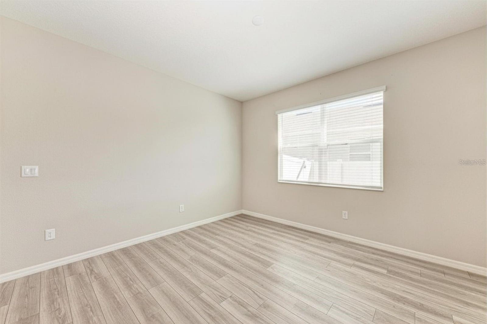 GRADY POINTE - Residential