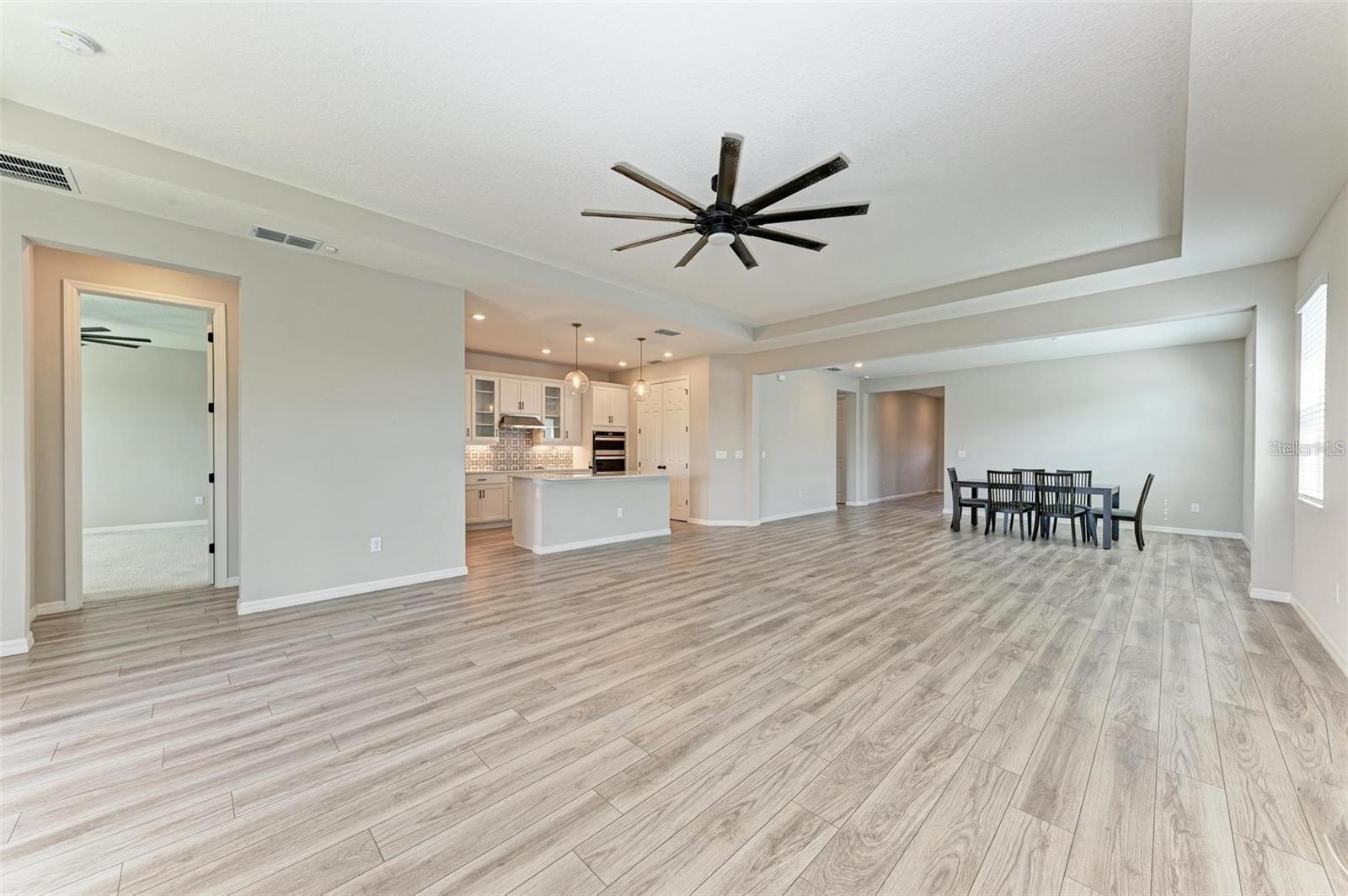 GRADY POINTE - Residential