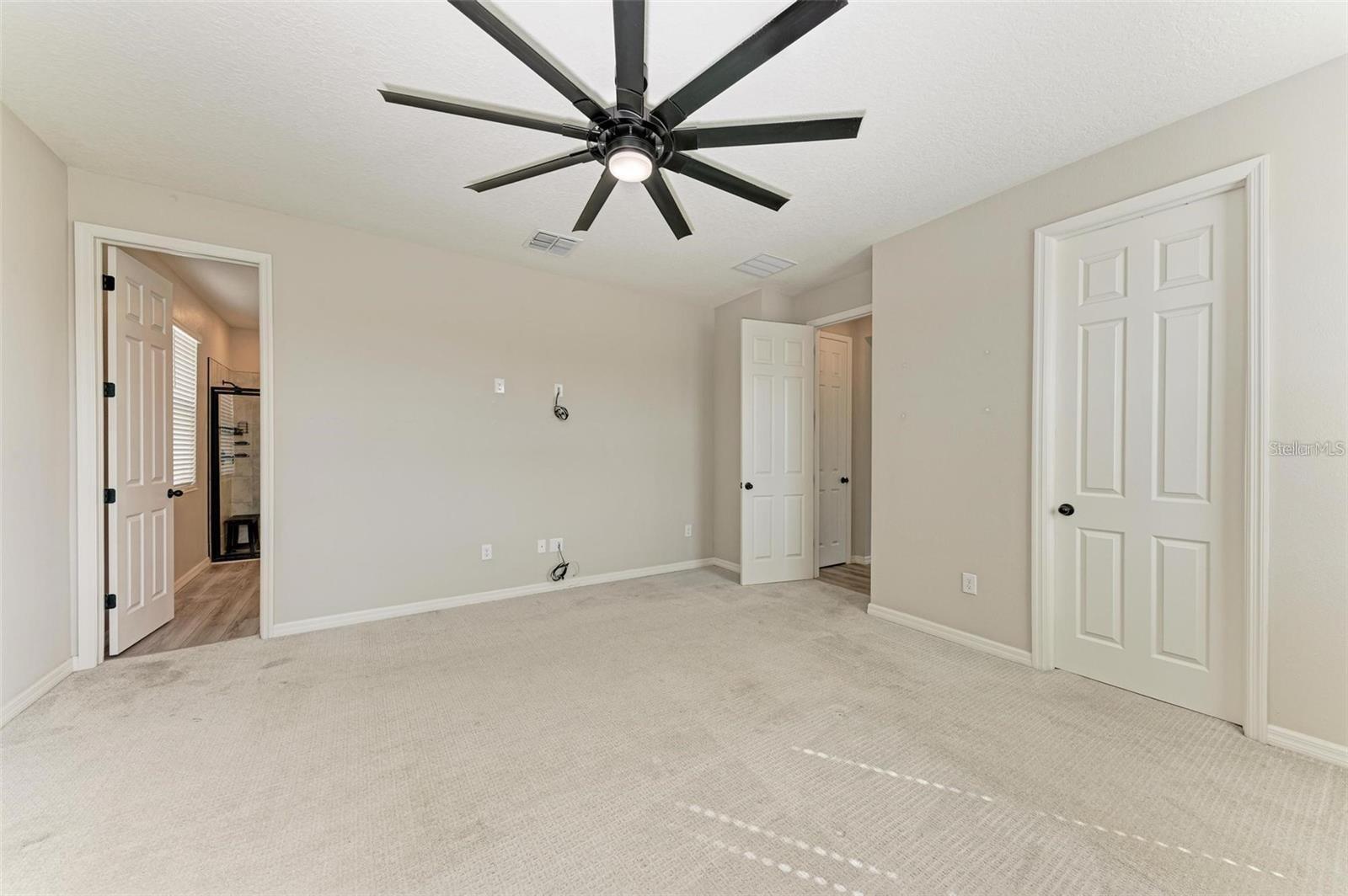 GRADY POINTE - Residential