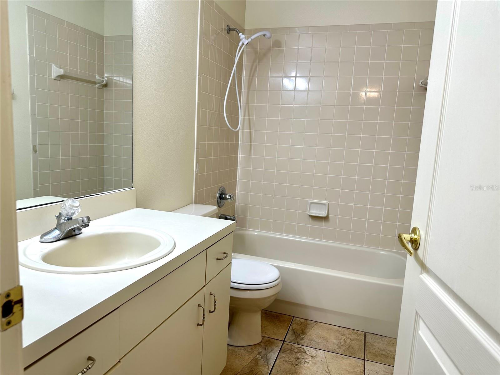 FOX RIDGE - Residential Lease