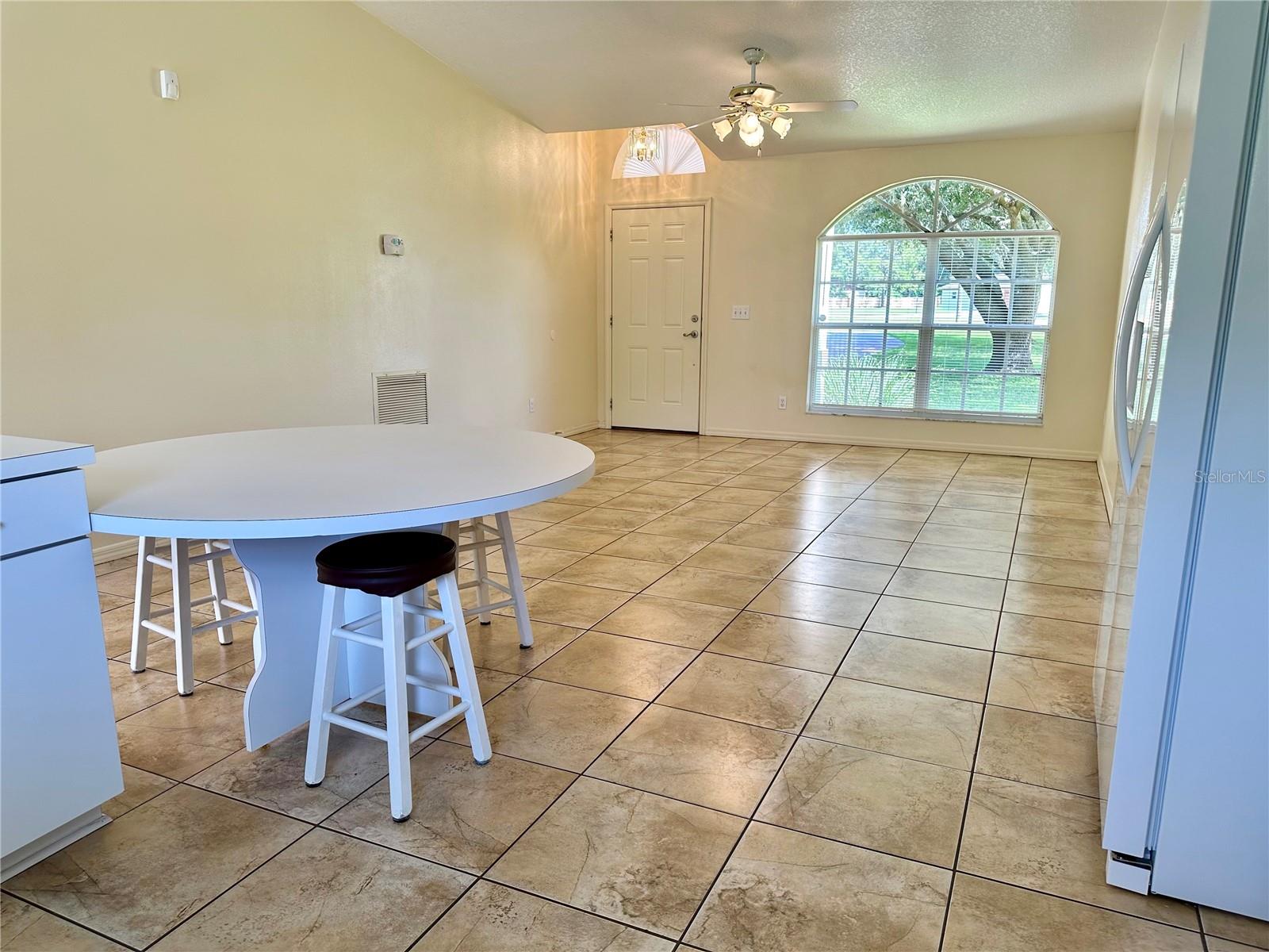 FOX RIDGE - Residential Lease