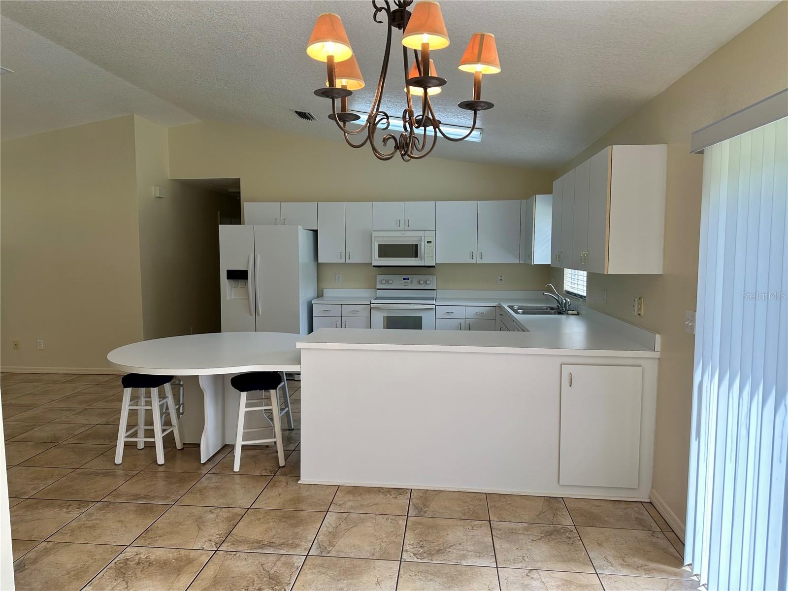 FOX RIDGE - Residential Lease