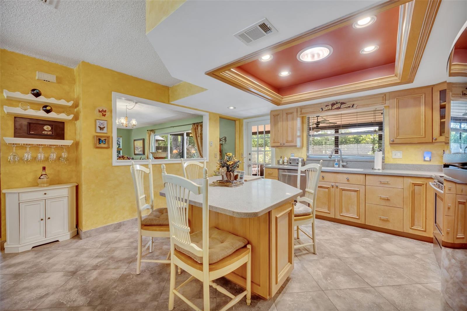 WOODSIDE VILLAGE - Residential