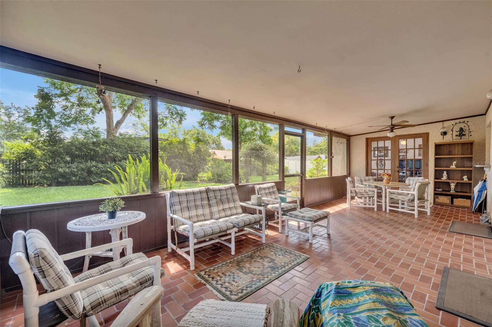 WOODSIDE VILLAGE - Residential