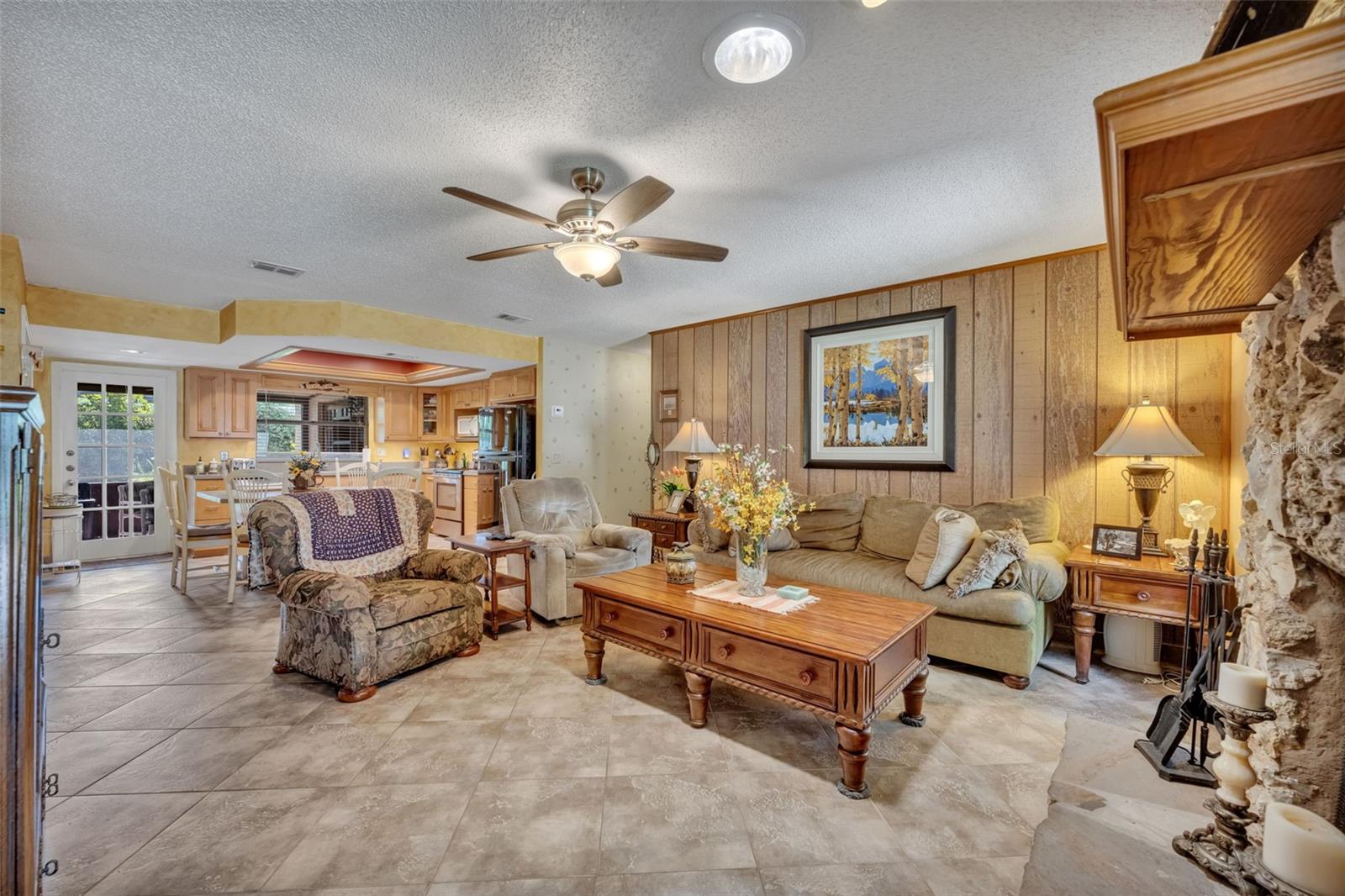 WOODSIDE VILLAGE - Residential