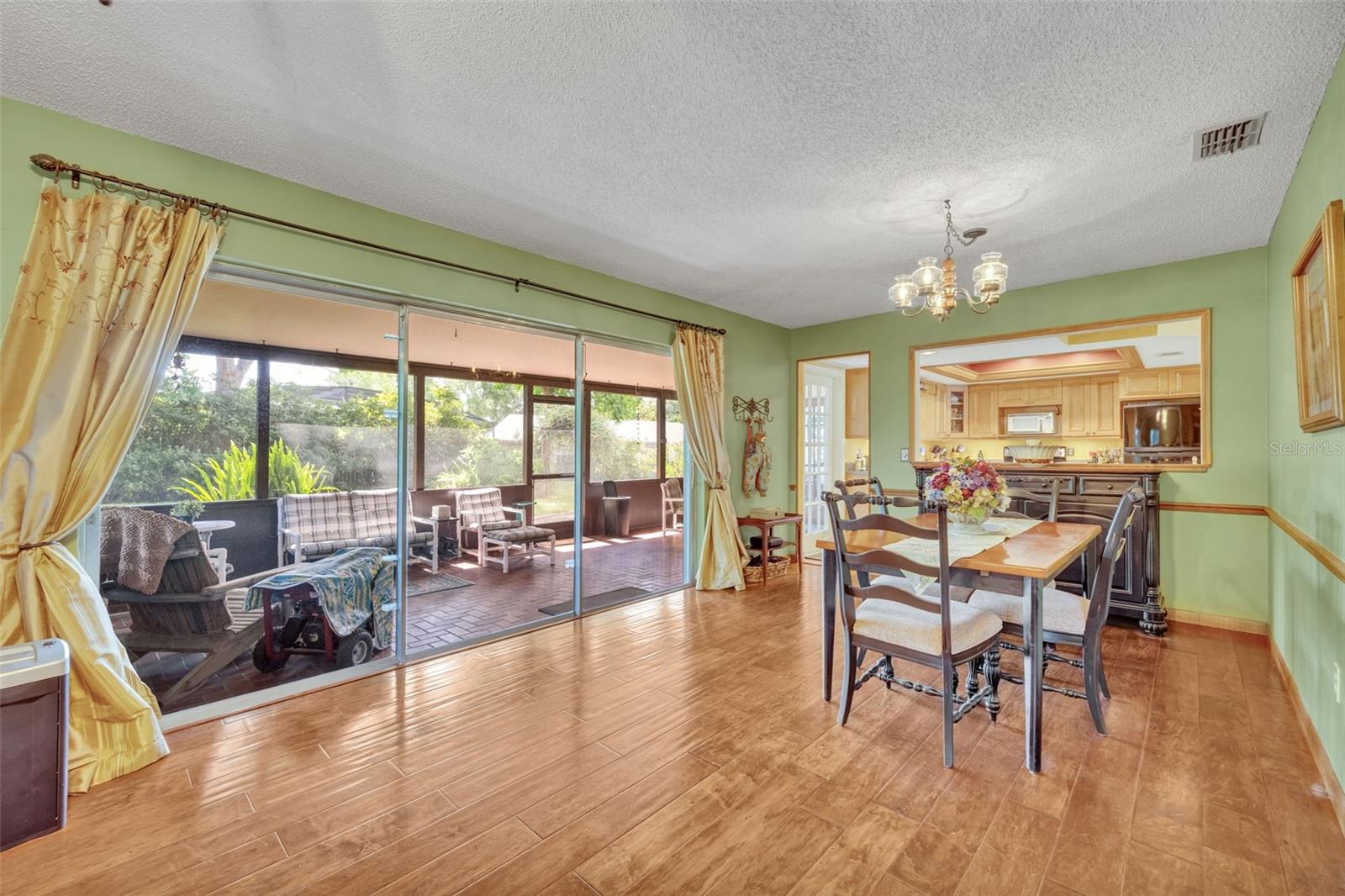 WOODSIDE VILLAGE - Residential