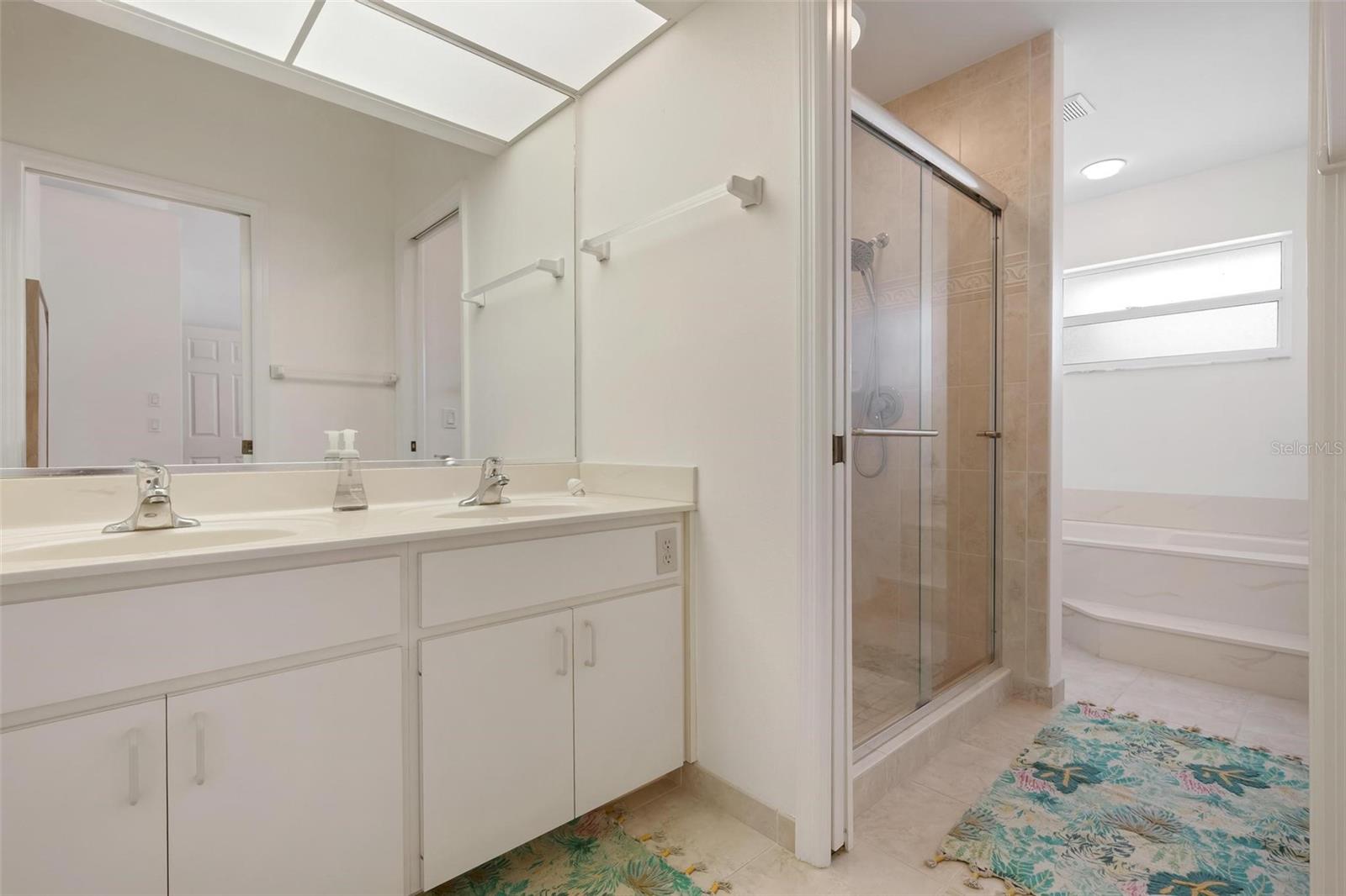 VILLAS OF SOMERSET - Residential