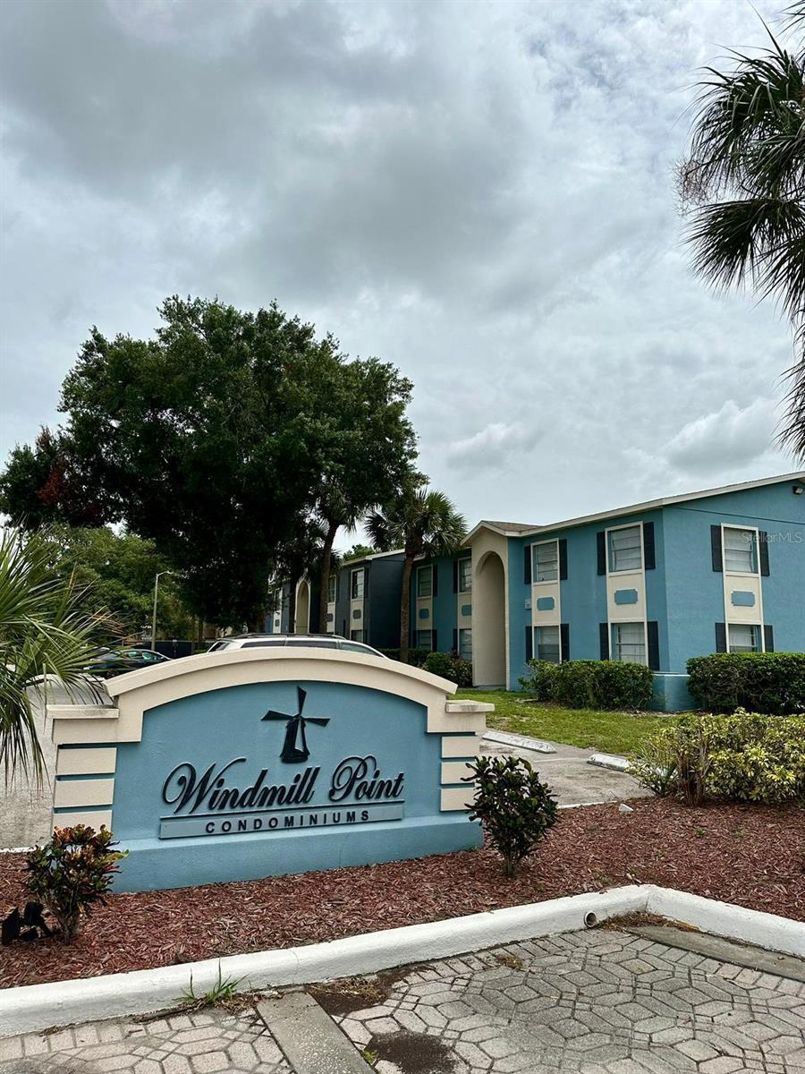 WINDMILL POINT CONDO - Residential Lease