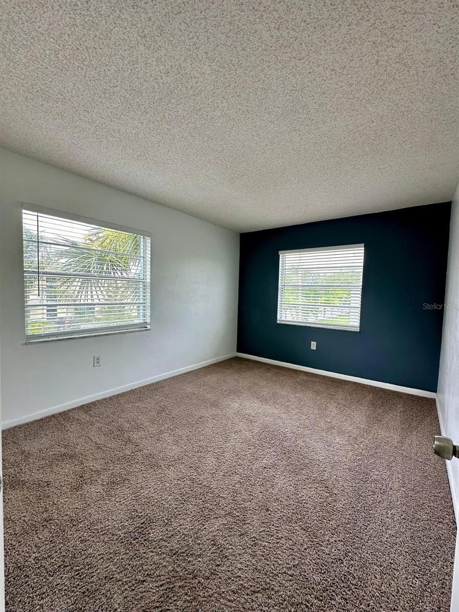 WINDMILL POINT CONDO - Residential Lease