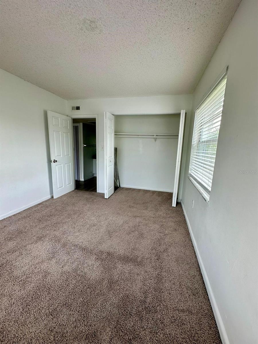 WINDMILL POINT CONDO - Residential Lease