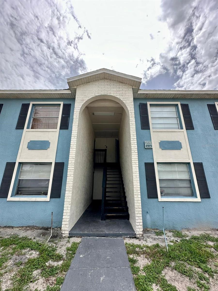 WINDMILL POINT CONDO - Residential Lease