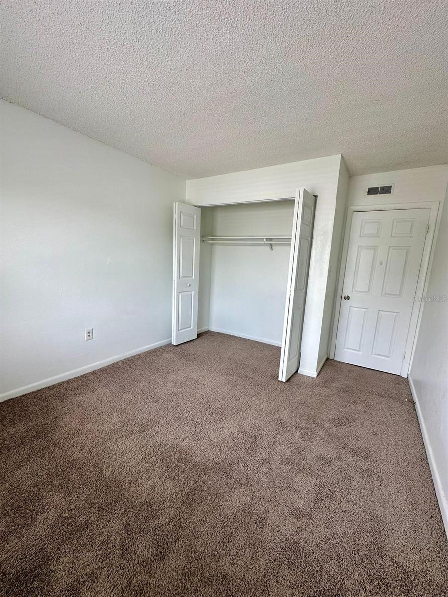 WINDMILL POINT CONDO - Residential Lease