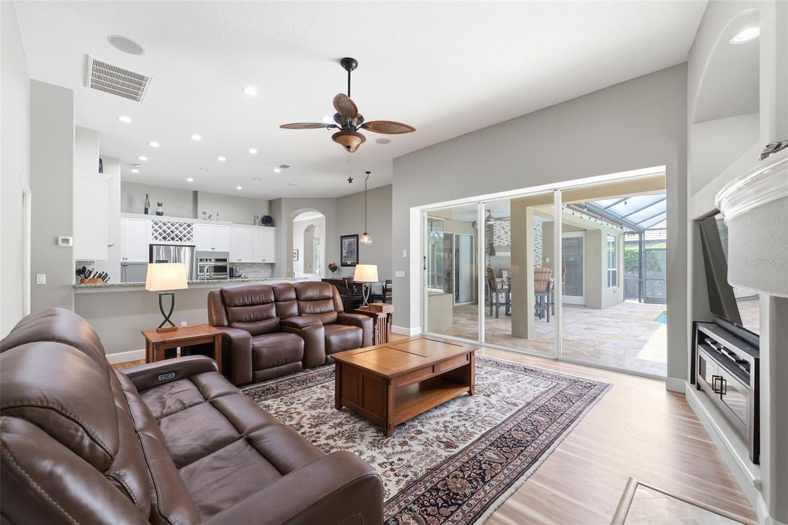 WELLINGTON MANOR PHASE 2 - Residential