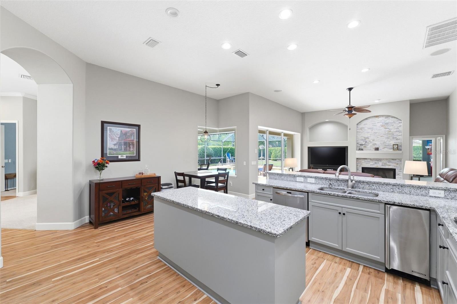 WELLINGTON MANOR PHASE 2 - Residential