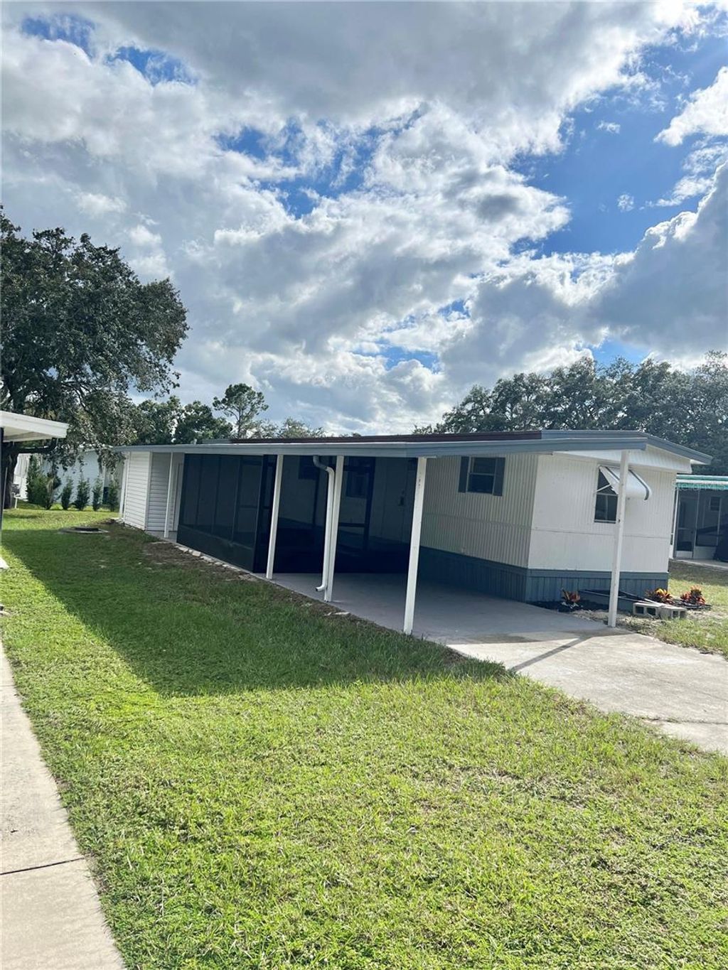 Photo of 35004 Hawkiowa Road, Dade City, FL 33523 (MLS # TB8432948)