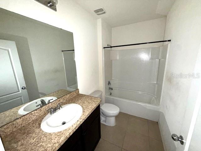 LAKESIDE LANDINGS PH 01 - Residential