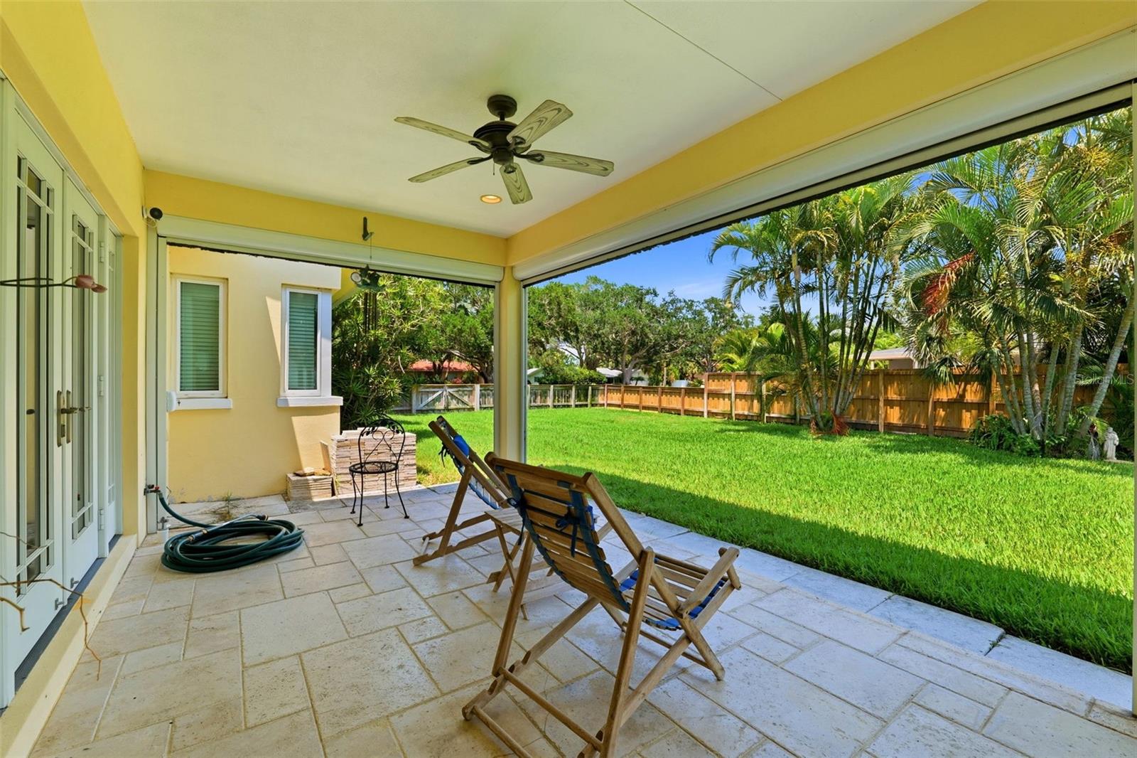 BAHAMA BEACH REP - Residential