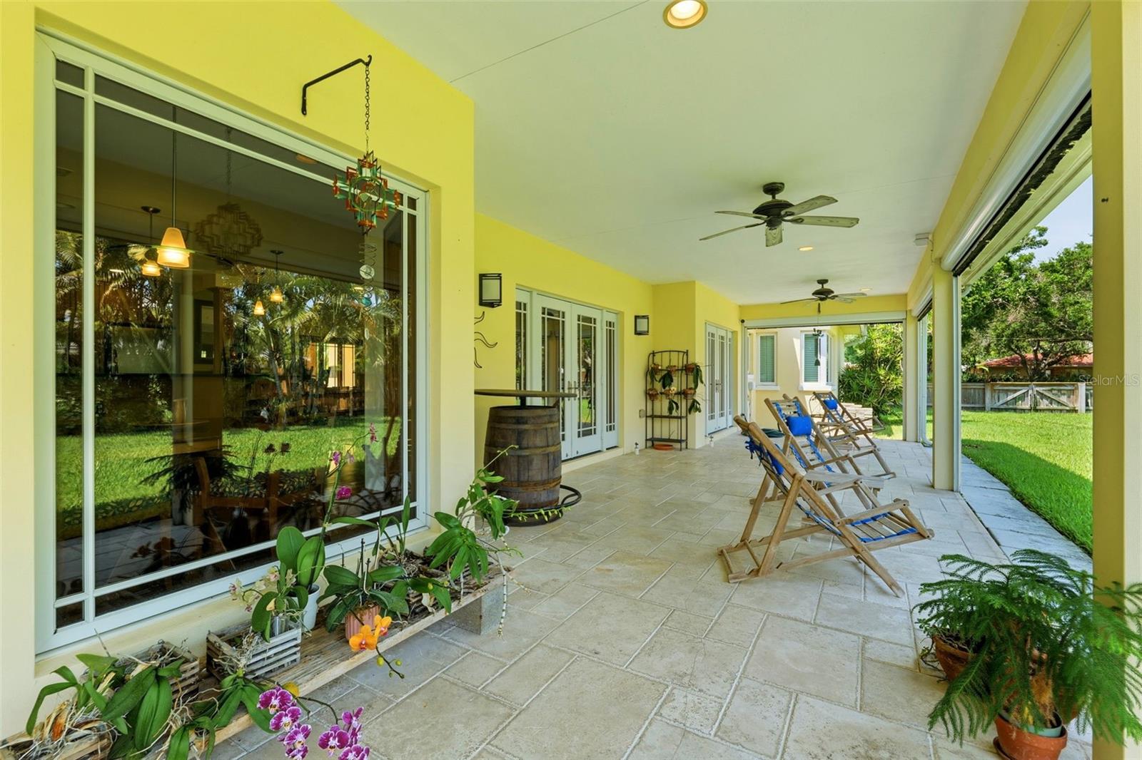 BAHAMA BEACH REP - Residential