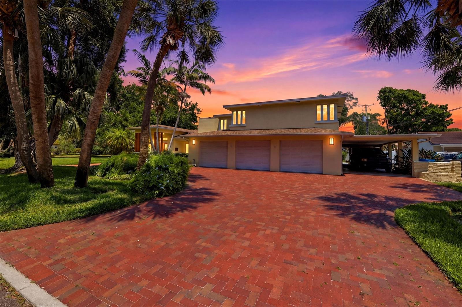 BAHAMA BEACH REP - Residential