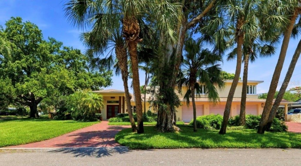 Photo of 6000 2nd Street S, St Petersburg, FL 33705 (MLS # W7885621)