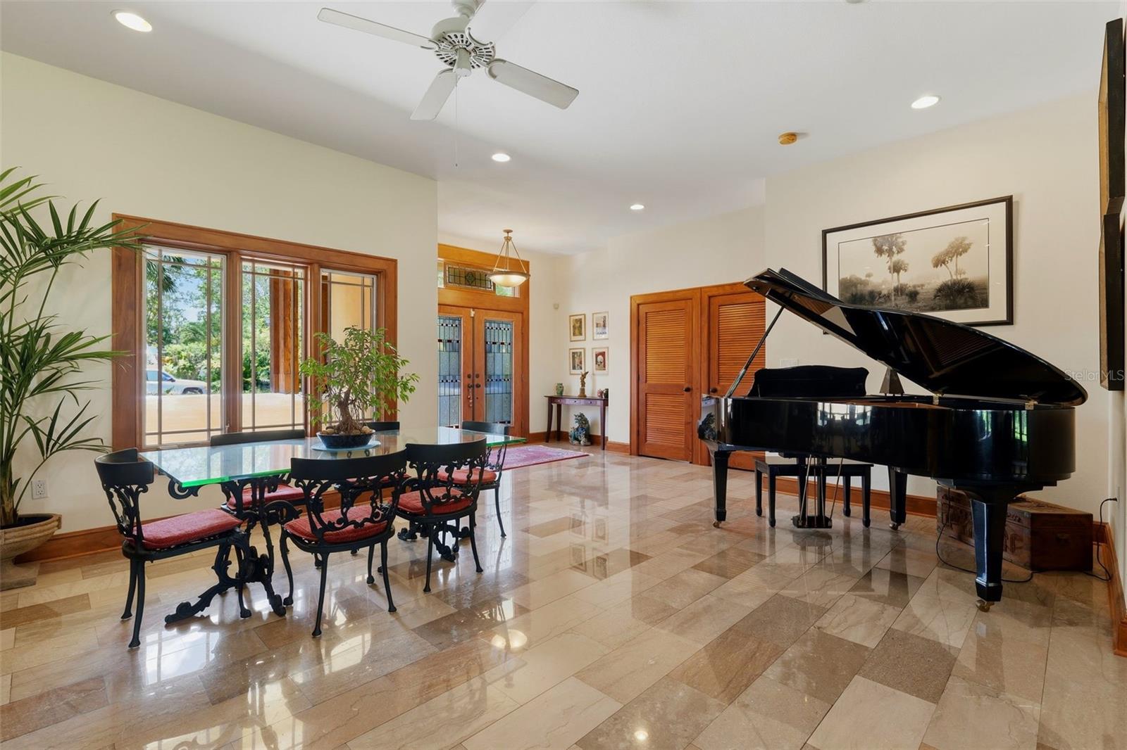 BAHAMA BEACH REP - Residential