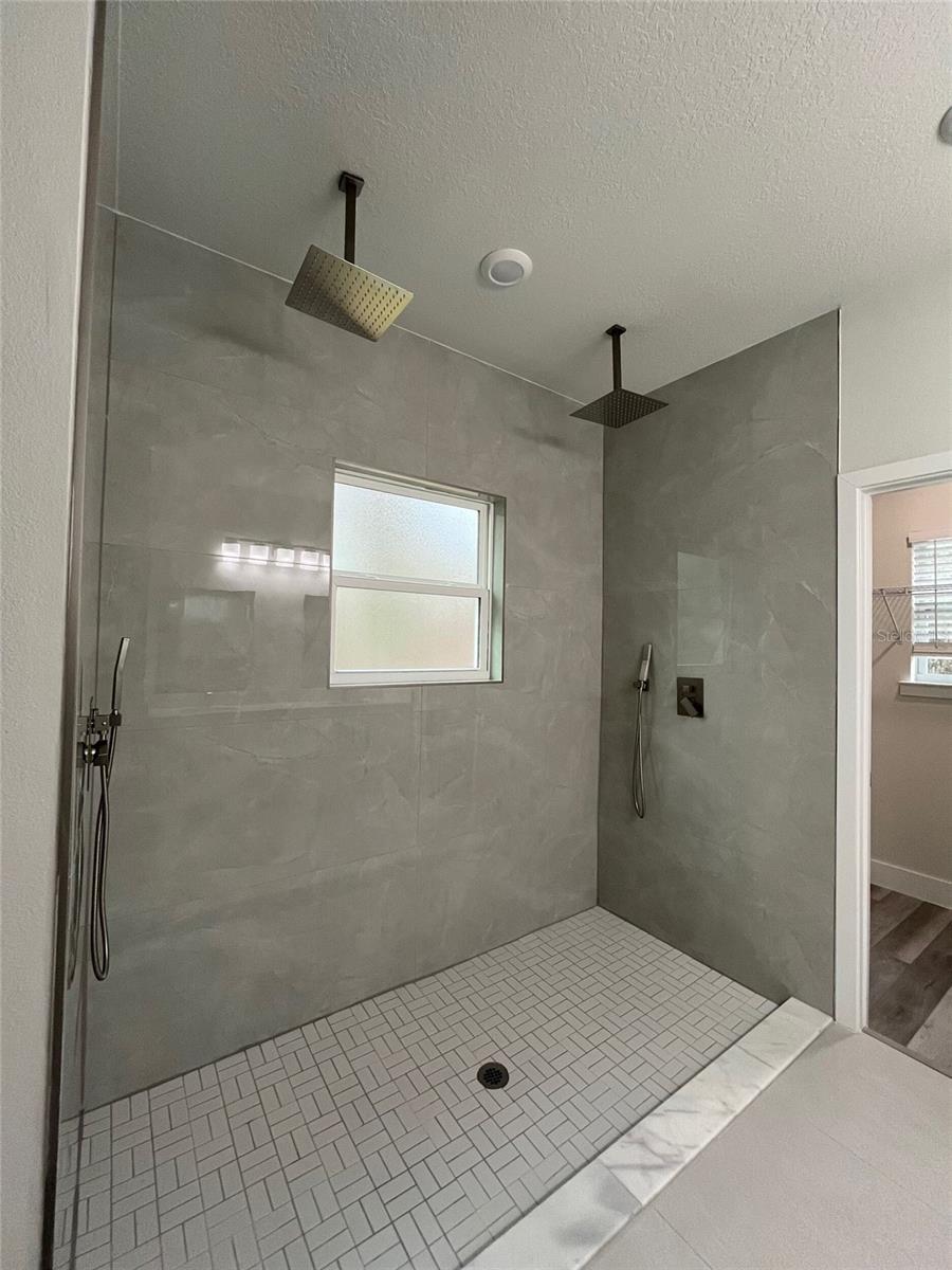 CITRUS SPGS UNIT 07 - Residential