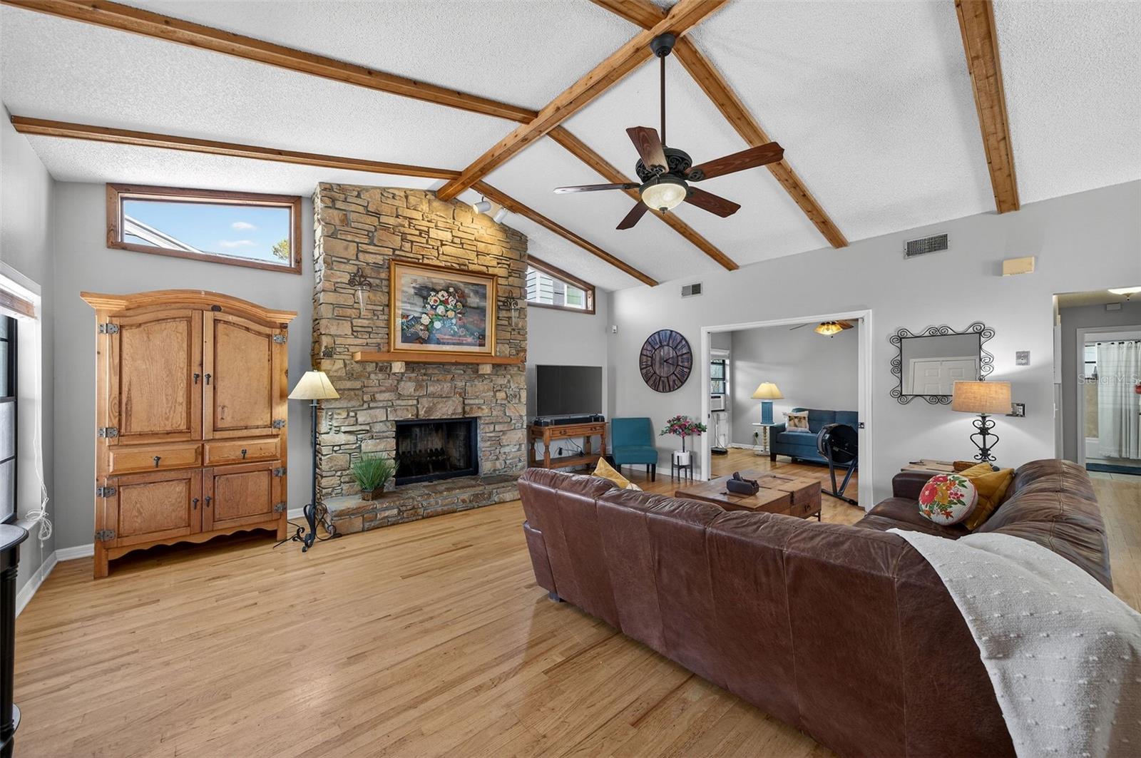 PALM TERRACE - Residential