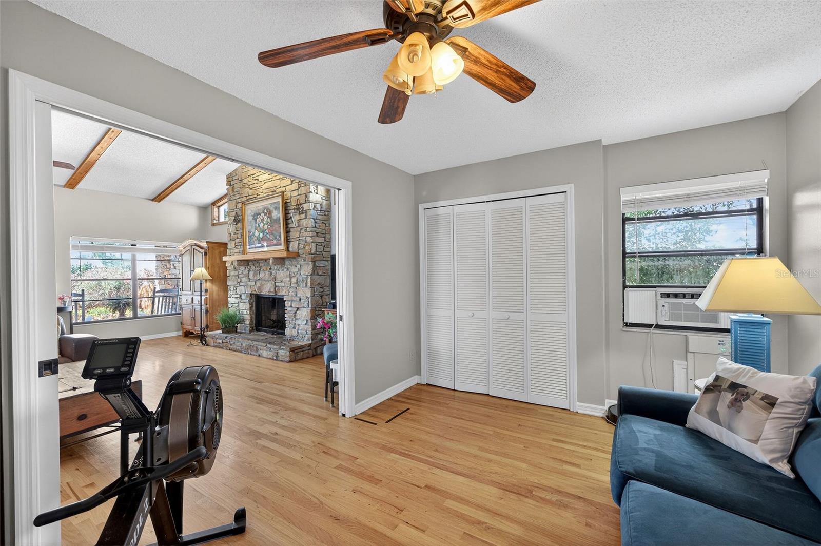 PALM TERRACE - Residential