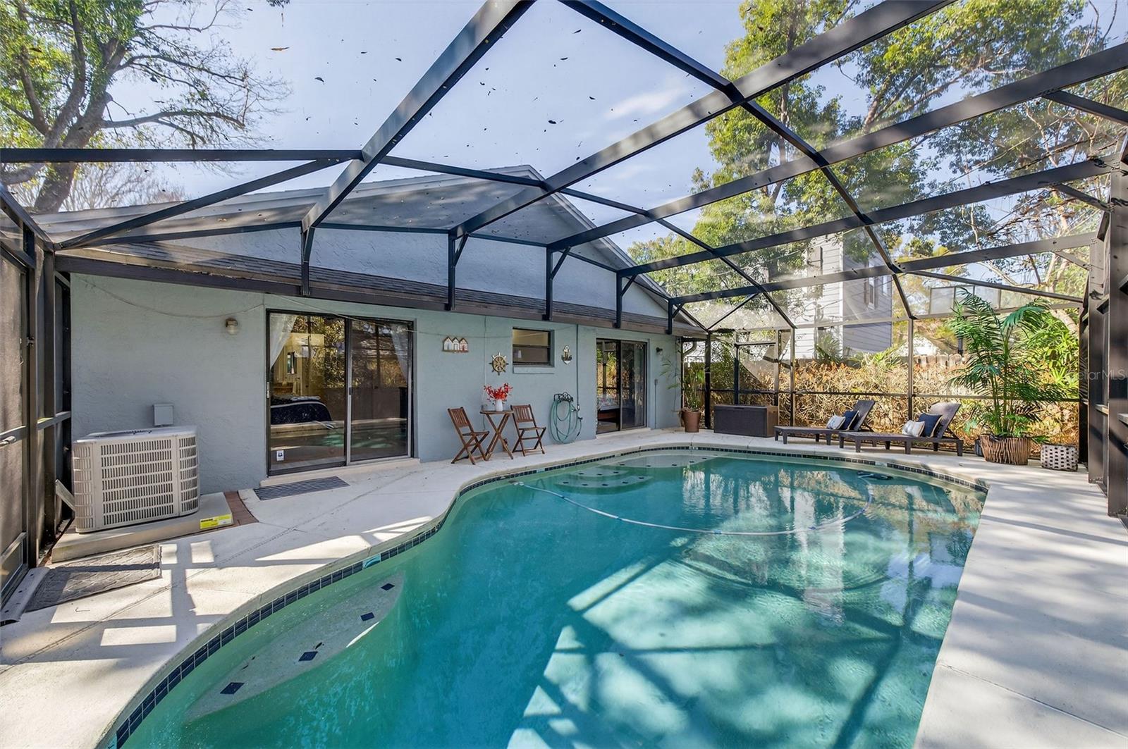 PALM TERRACE - Residential