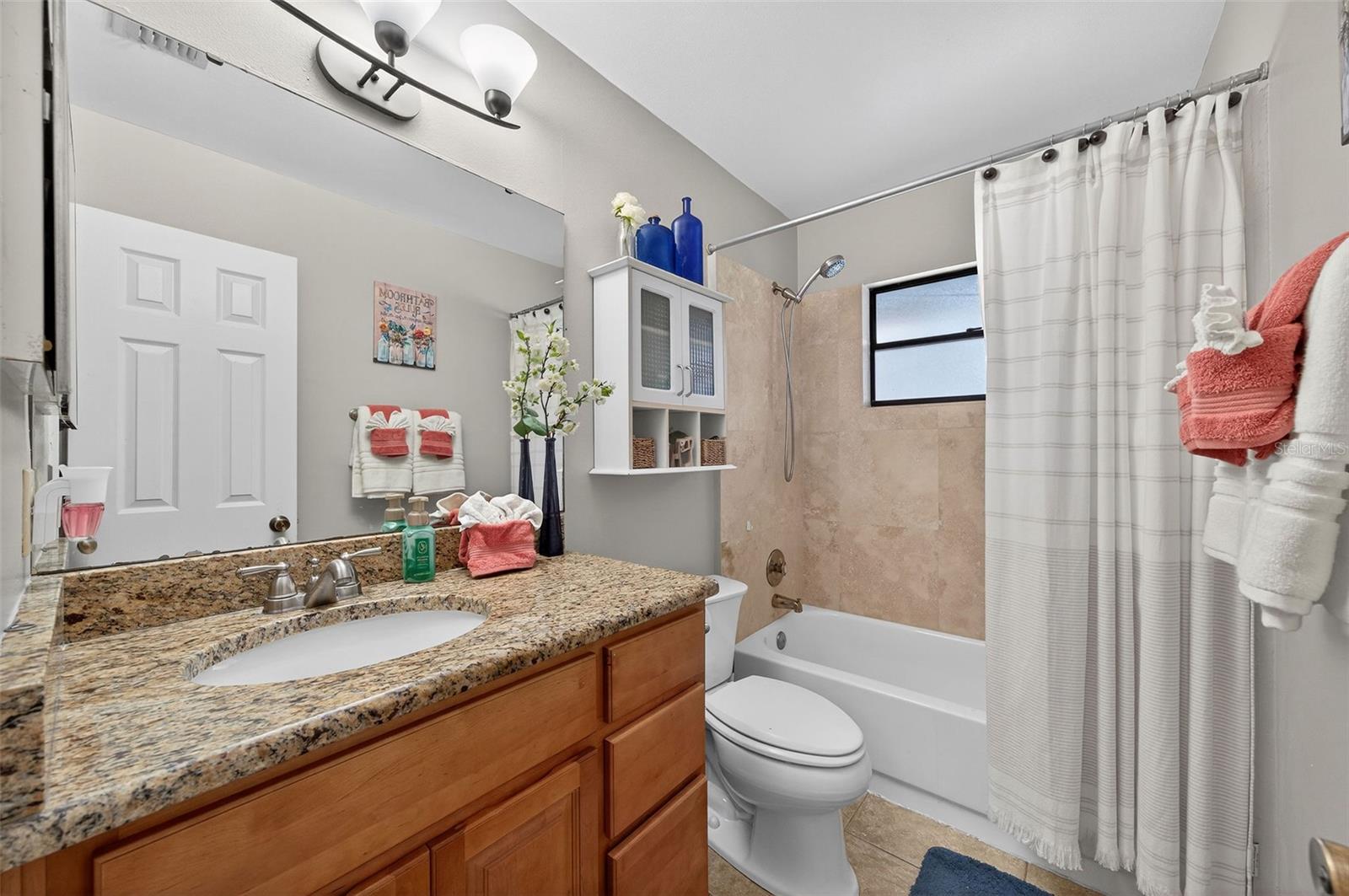 PALM TERRACE - Residential