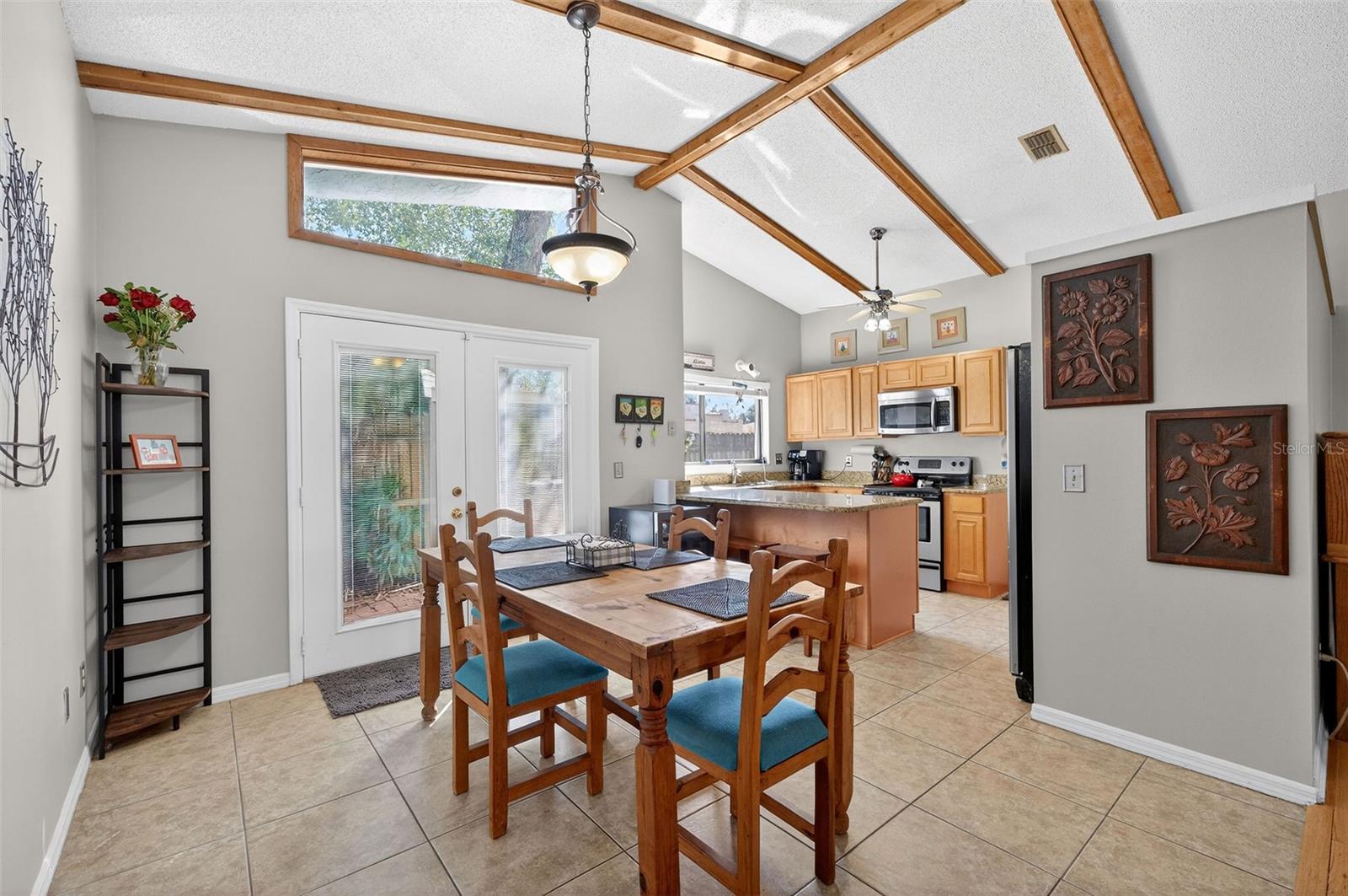 PALM TERRACE - Residential