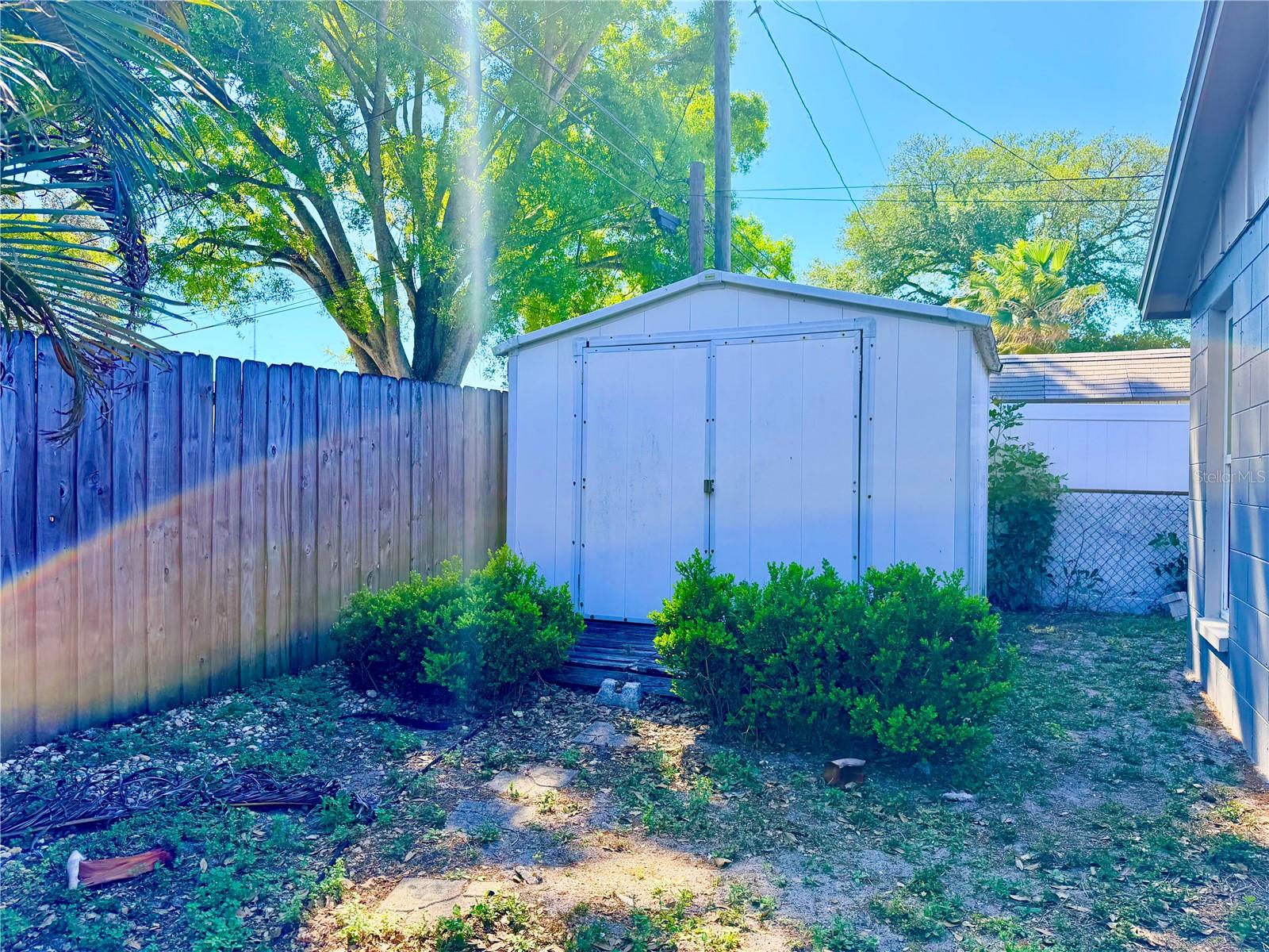 CRESTRIDGE 8TH ADD - Residential