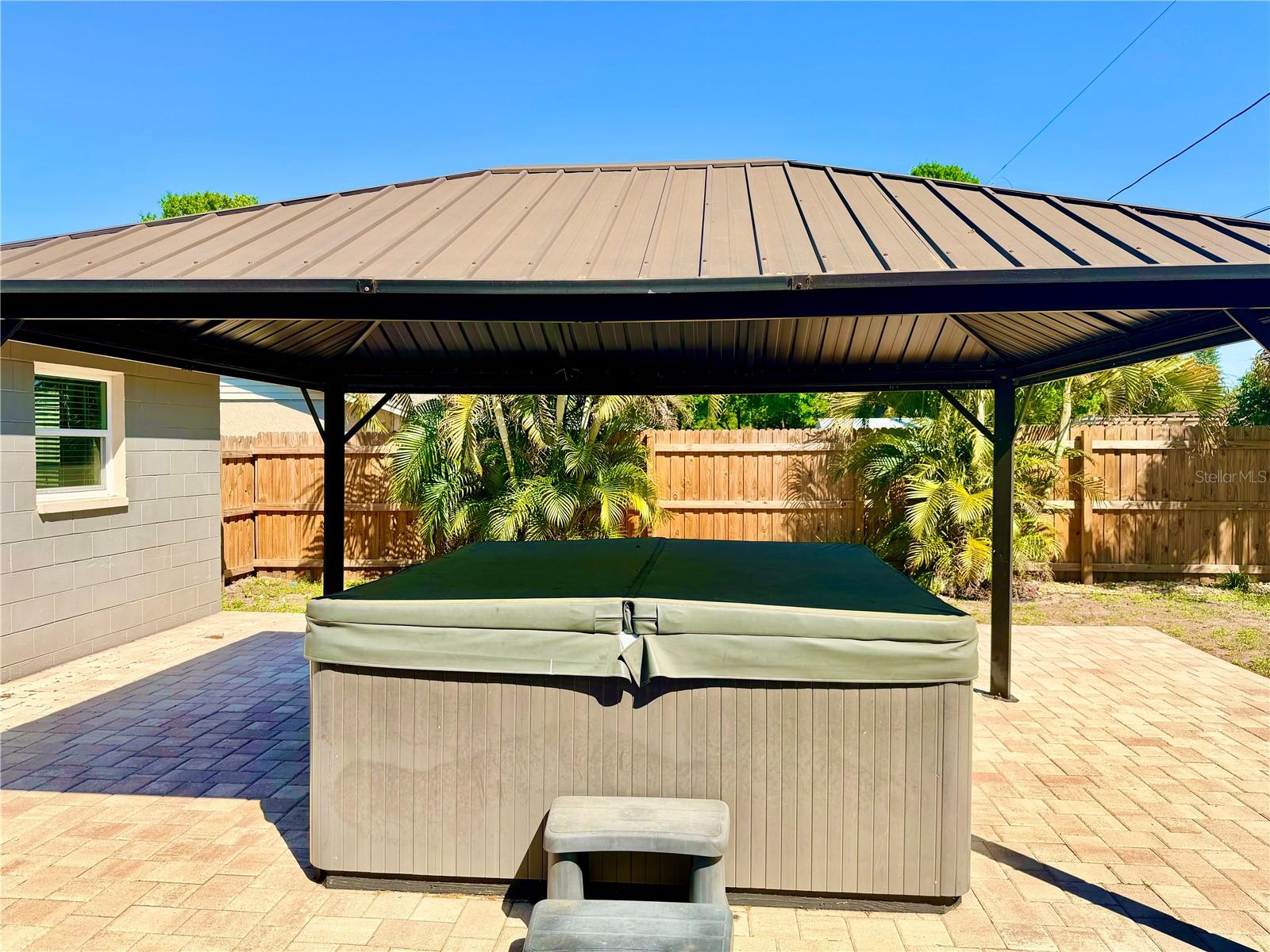 CRESTRIDGE 8TH ADD - Residential