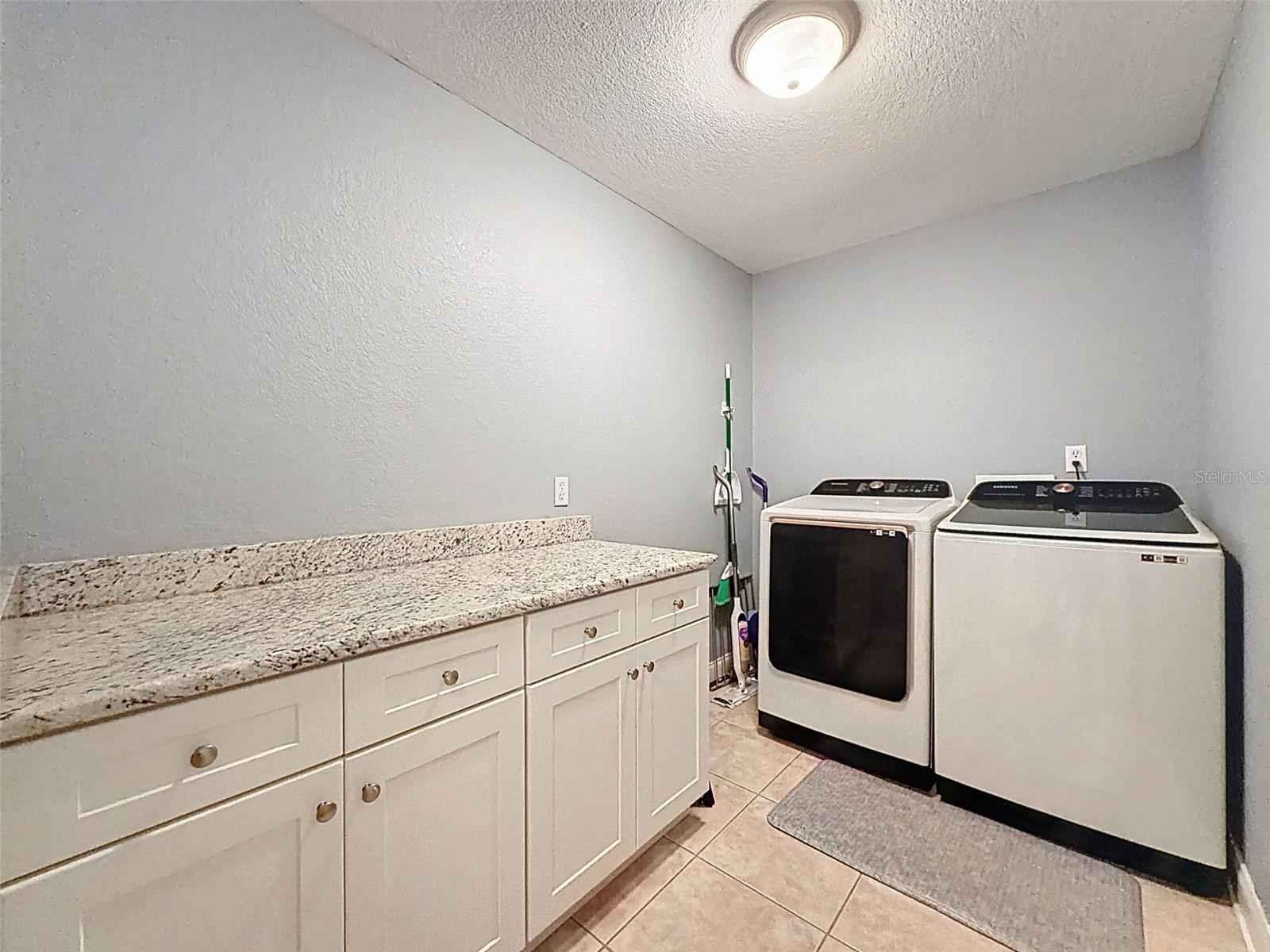 BENTLEY OAKS - Residential