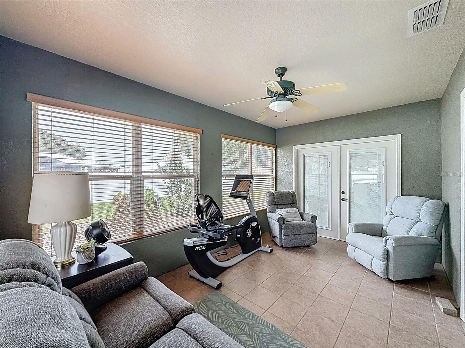 BENTLEY OAKS - Residential