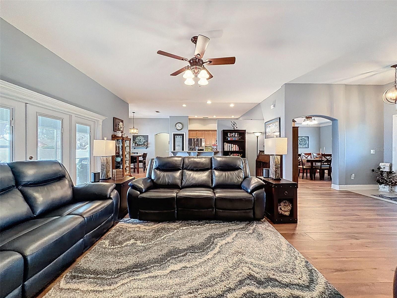 BENTLEY OAKS - Residential