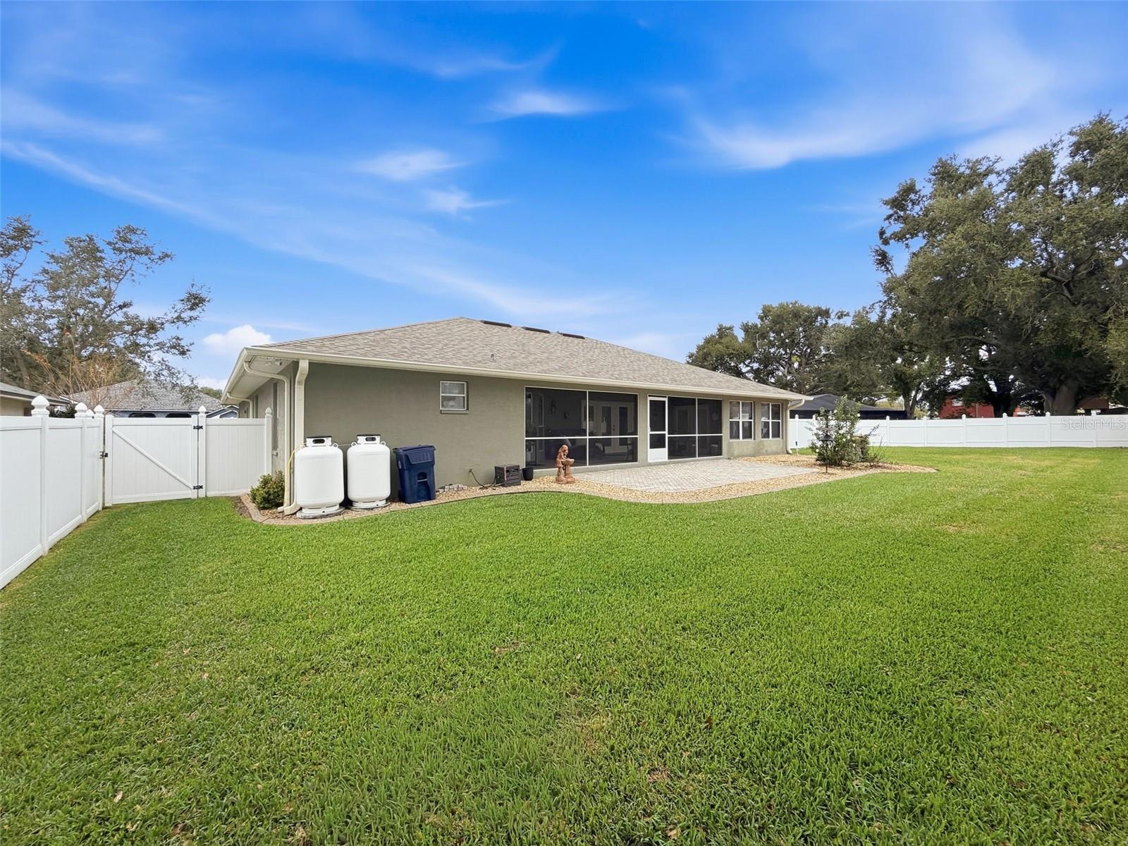 BENTLEY OAKS - Residential