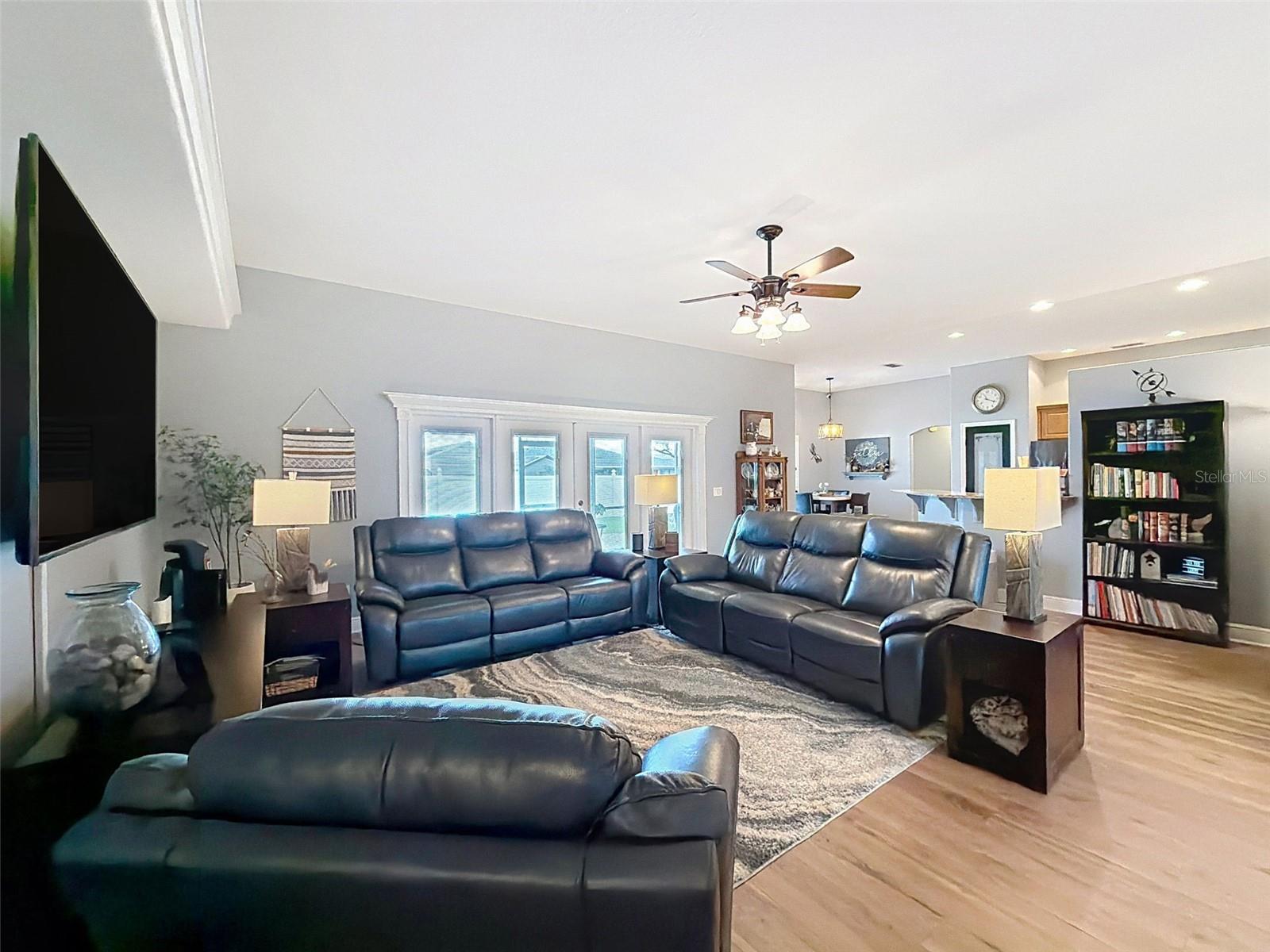 BENTLEY OAKS - Residential