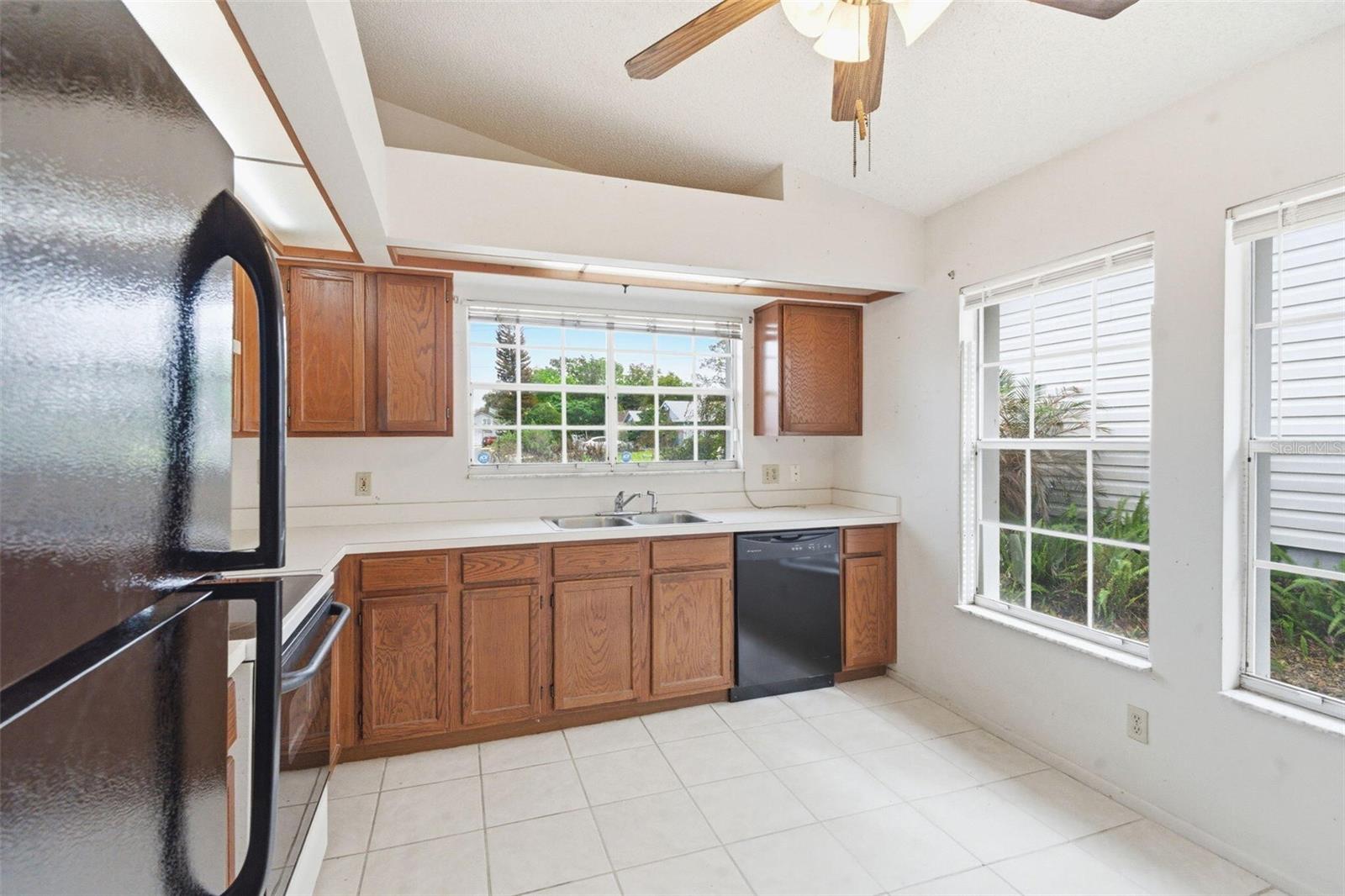 MAYFAIR MEADOWS - Residential