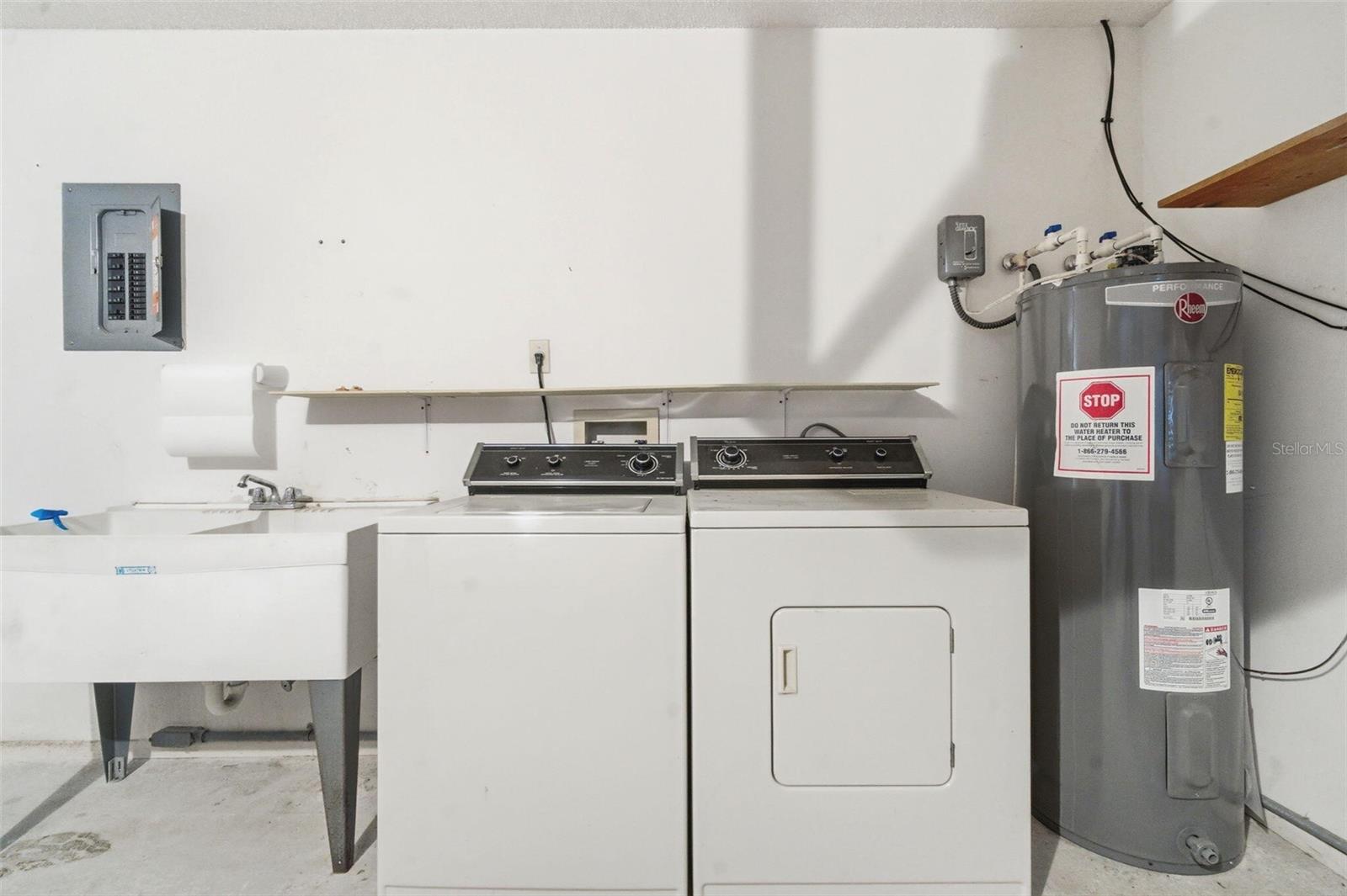 MAYFAIR MEADOWS - Residential