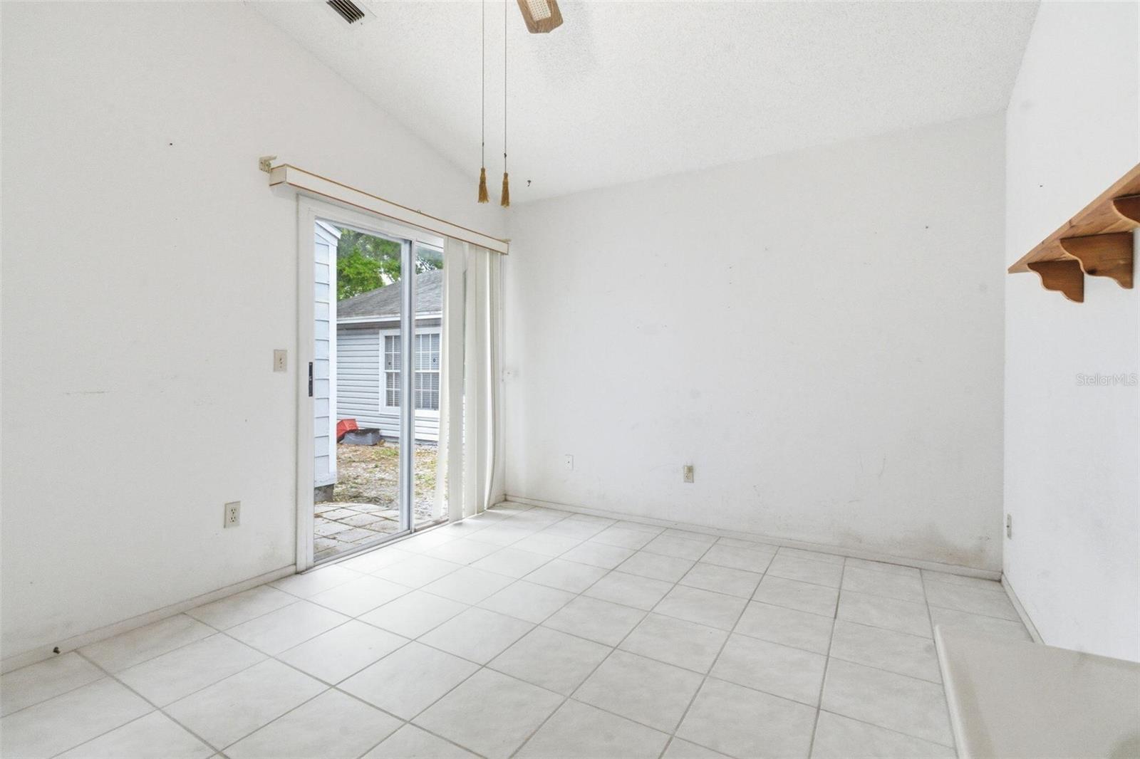 MAYFAIR MEADOWS - Residential