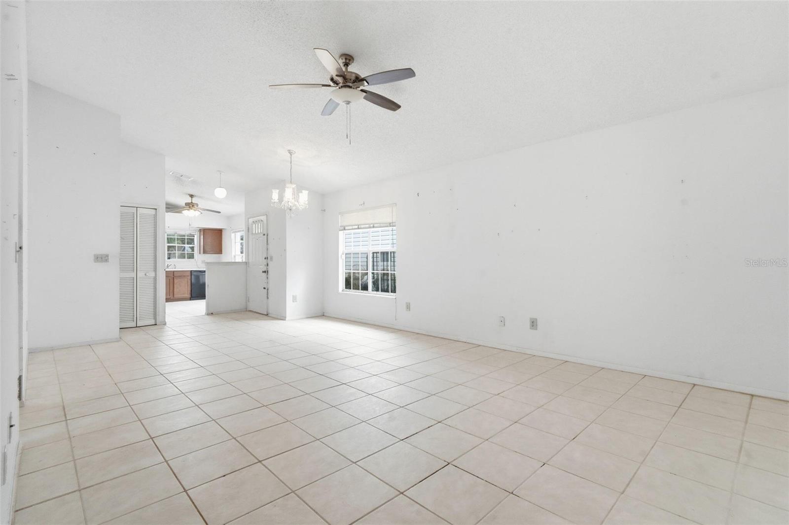 MAYFAIR MEADOWS - Residential