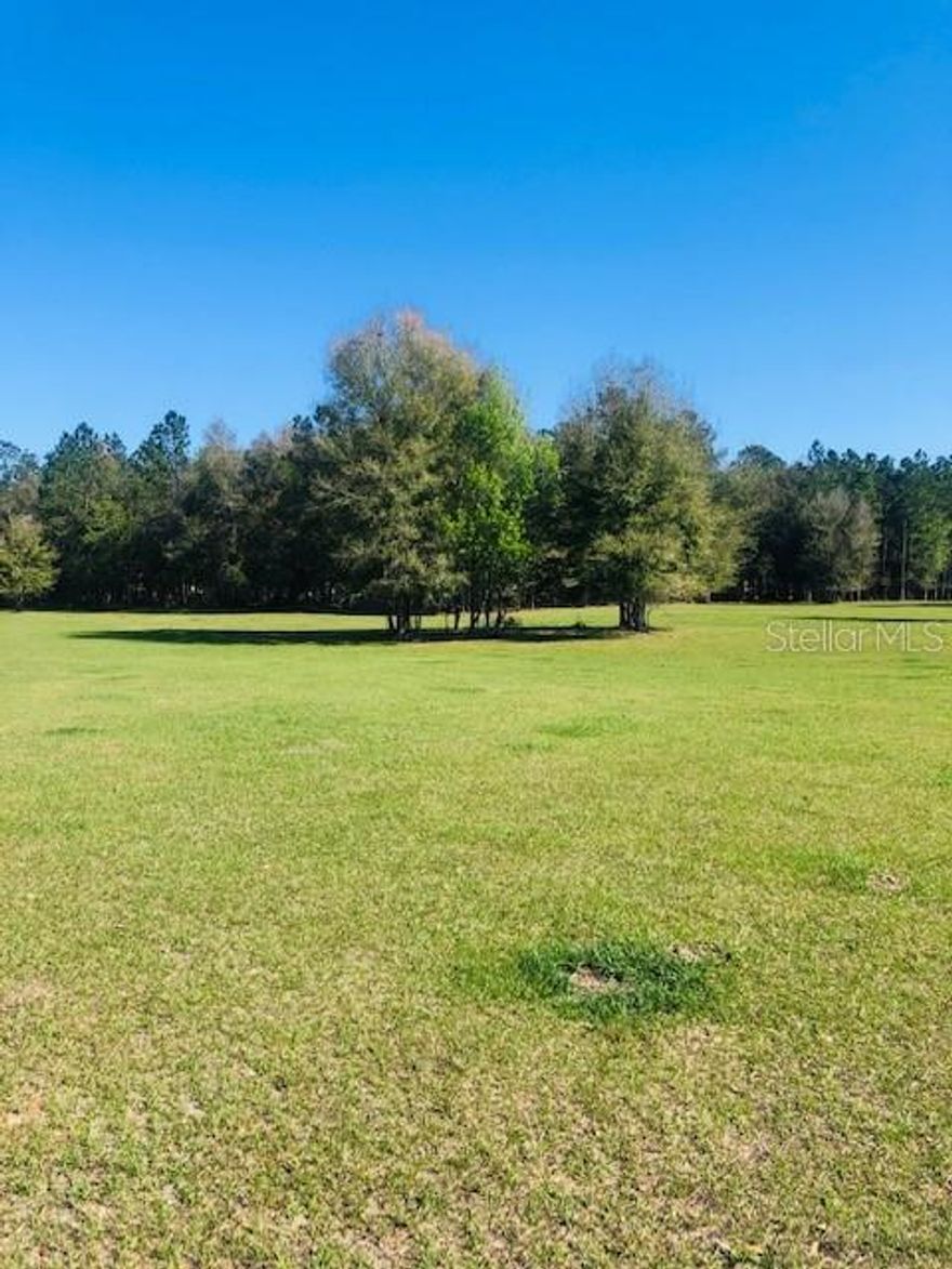 PERFECT LOCATION BETWEEN HITS AND WEC TO BUILD YOUR DREAM FARM. THIS LOT IS LOCATED IN WESTFEILD FARM IT IS ONLY ONE OF 7 THAT SHARE A PAVED ROAD AND PRIVACY. ALREADY ESTABLISHED PASTURE WITH A BEAUTIFUL SPOT FOR A HOME AND BARN NO DESIGNATED BUILDER REQUIRED.