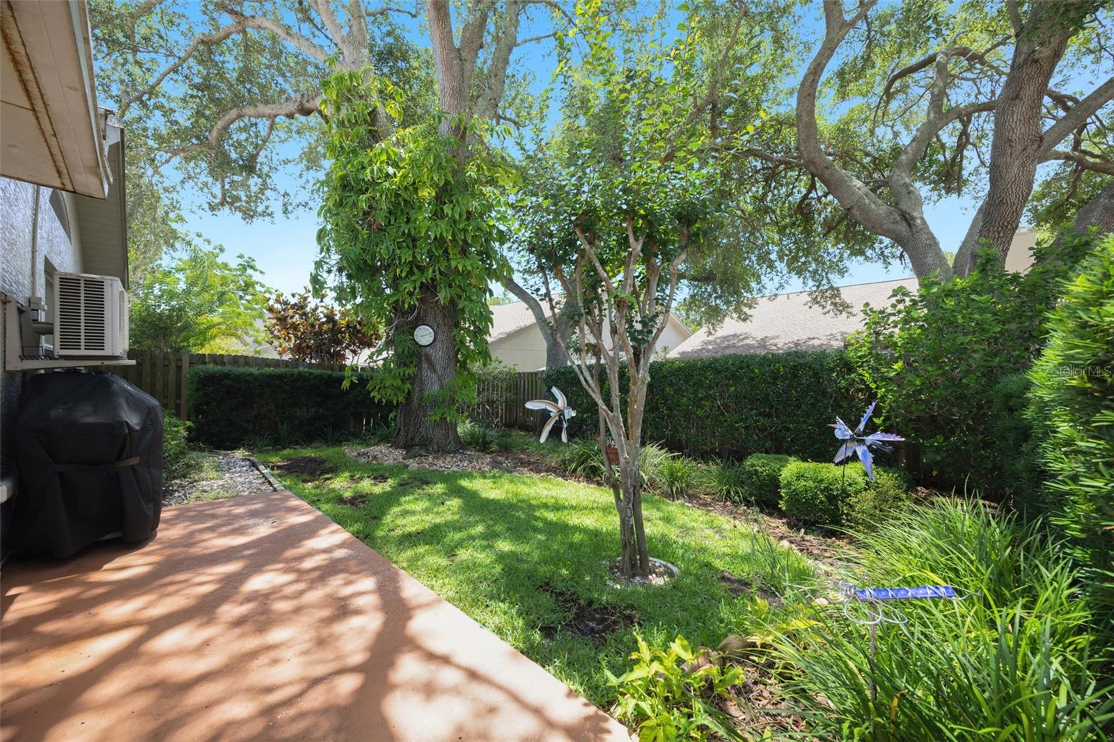 BROOKFIELD - Residential