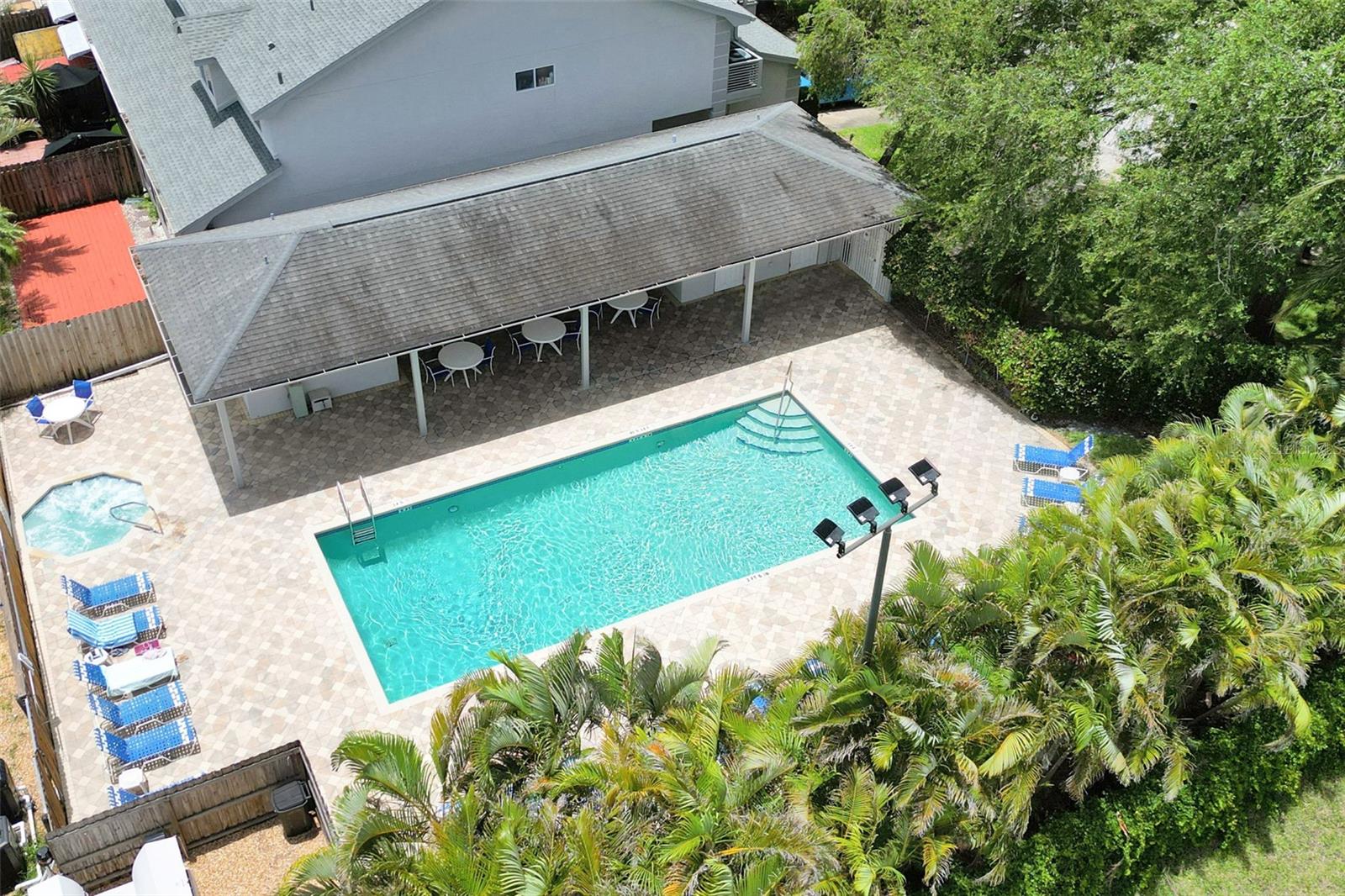 BROOKFIELD - Residential