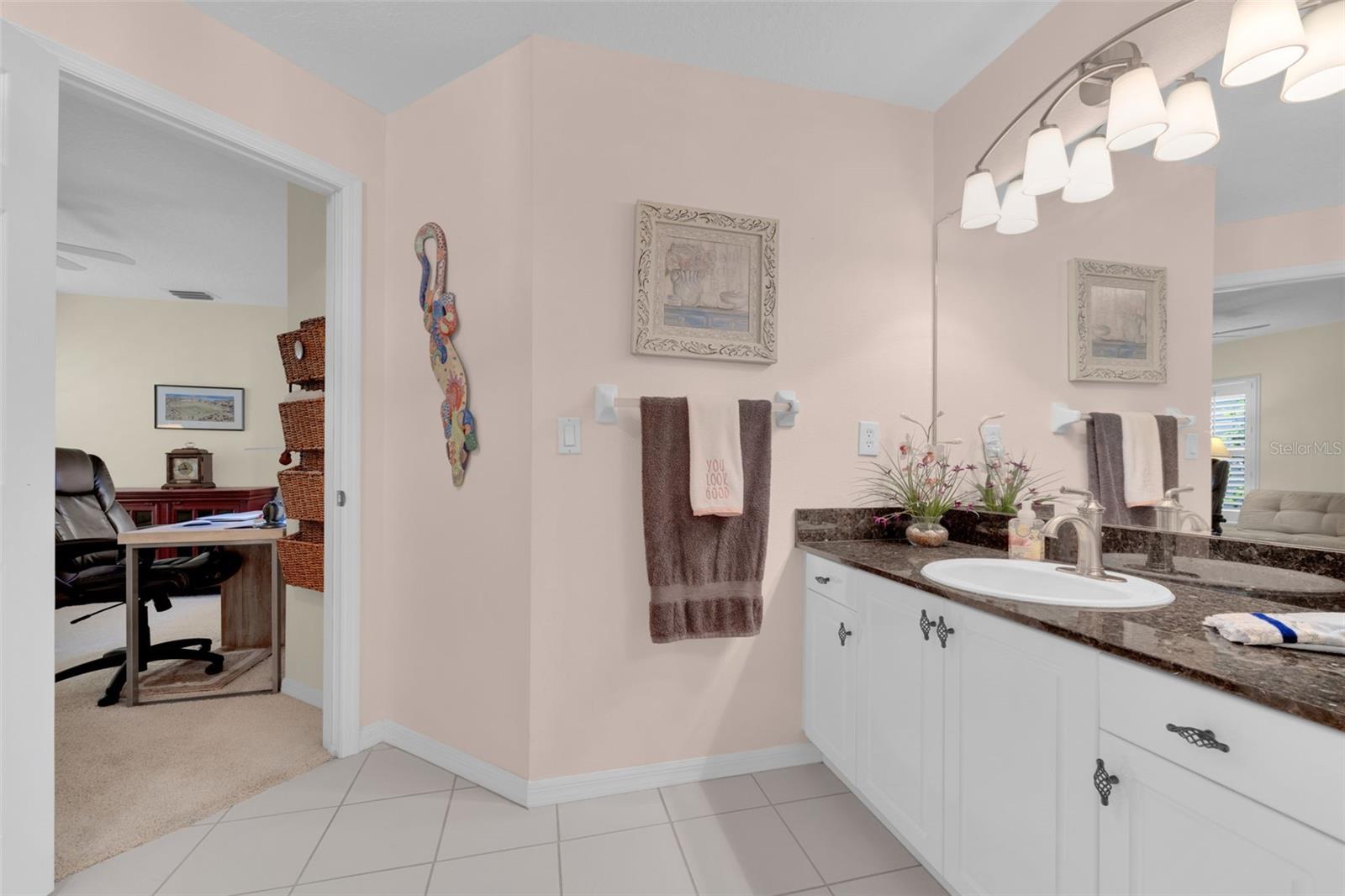 BROOKFIELD - Residential