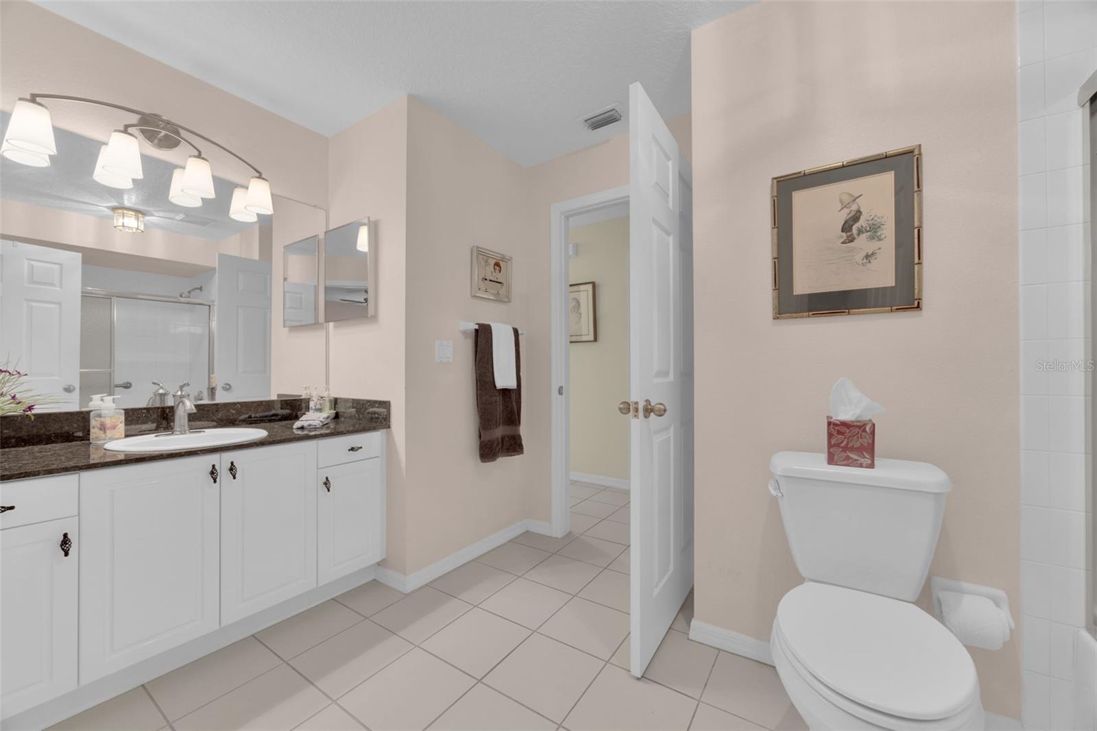 BROOKFIELD - Residential